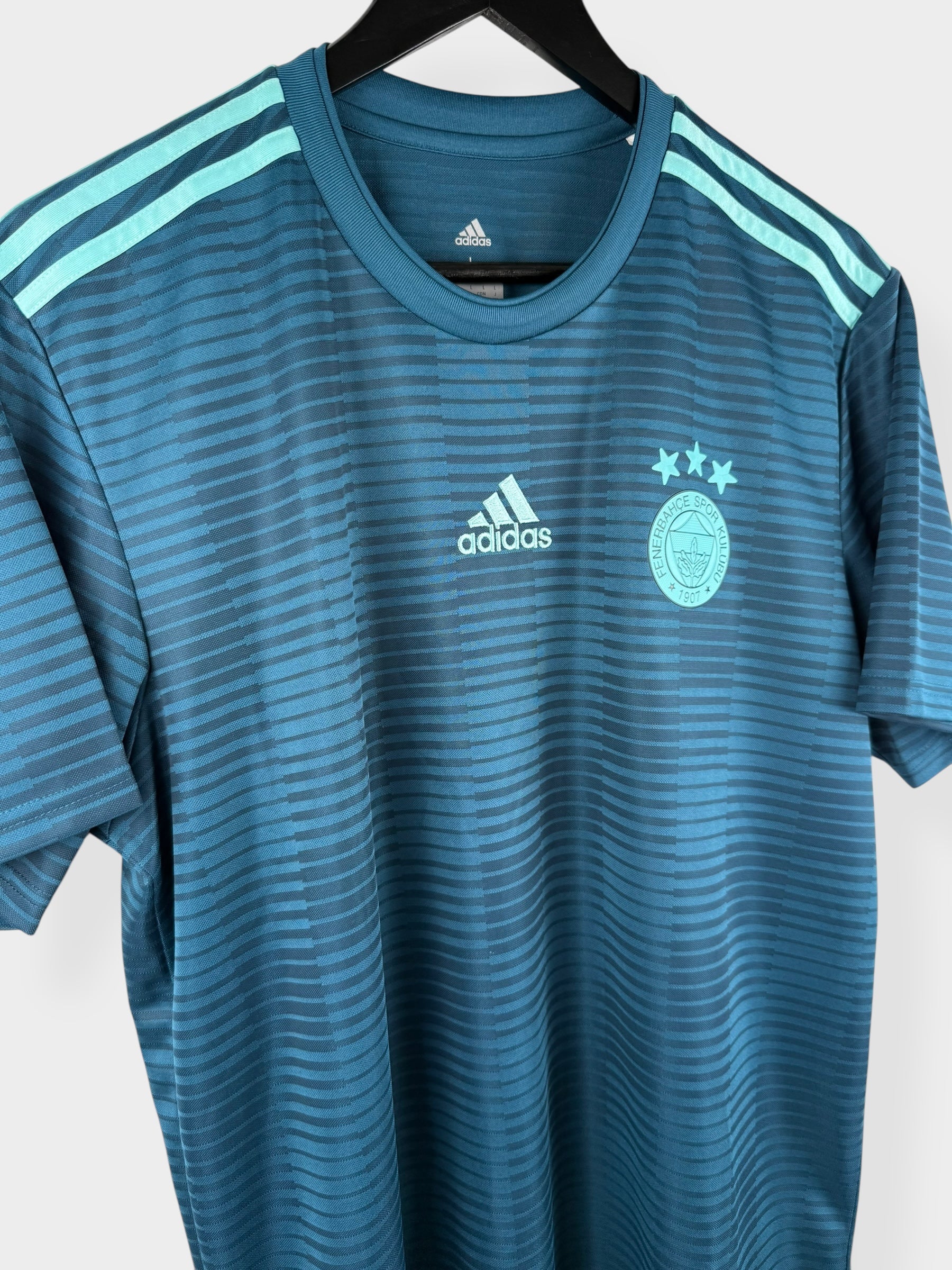 2018-19 FENERBACHE Auswärtstrikot L