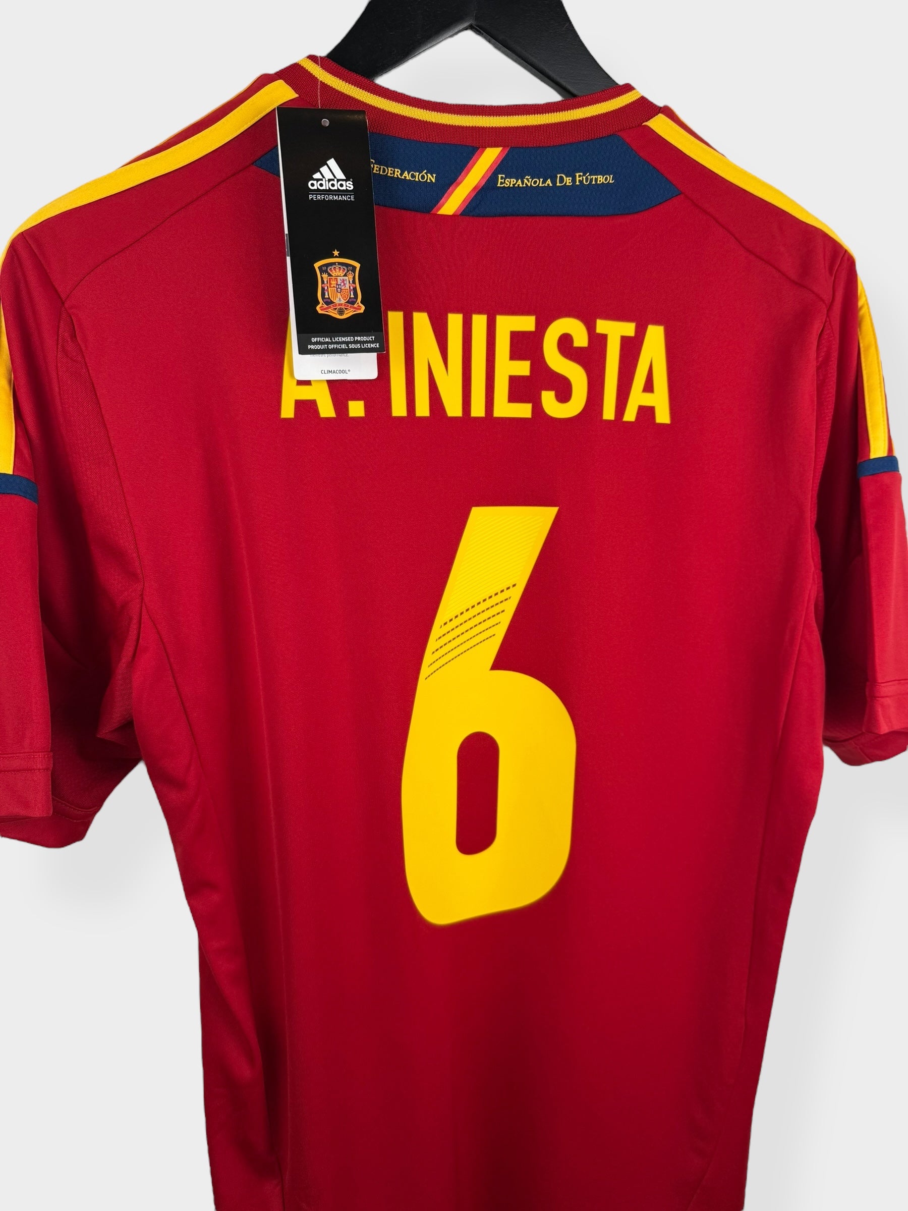 2011-12 SPAIN HOME SHIRT INIESTA #6 M