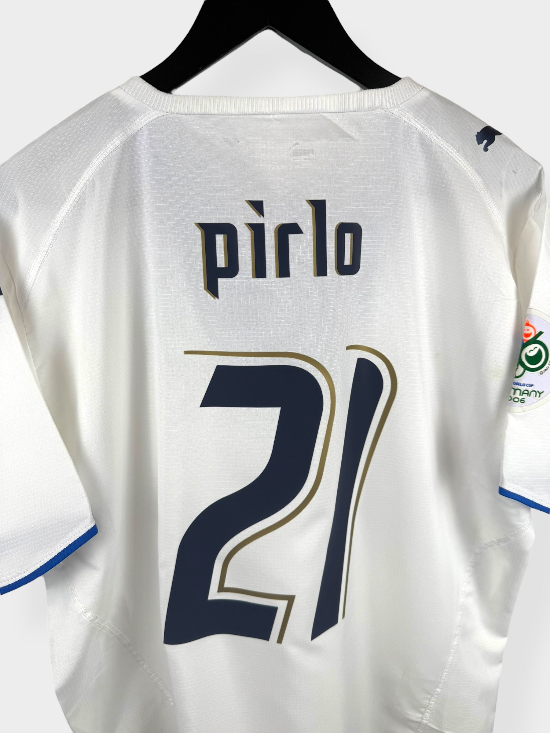 2006-07 ITALY AWAY SHIRT PIRLO #21 L - Authentic Football Club