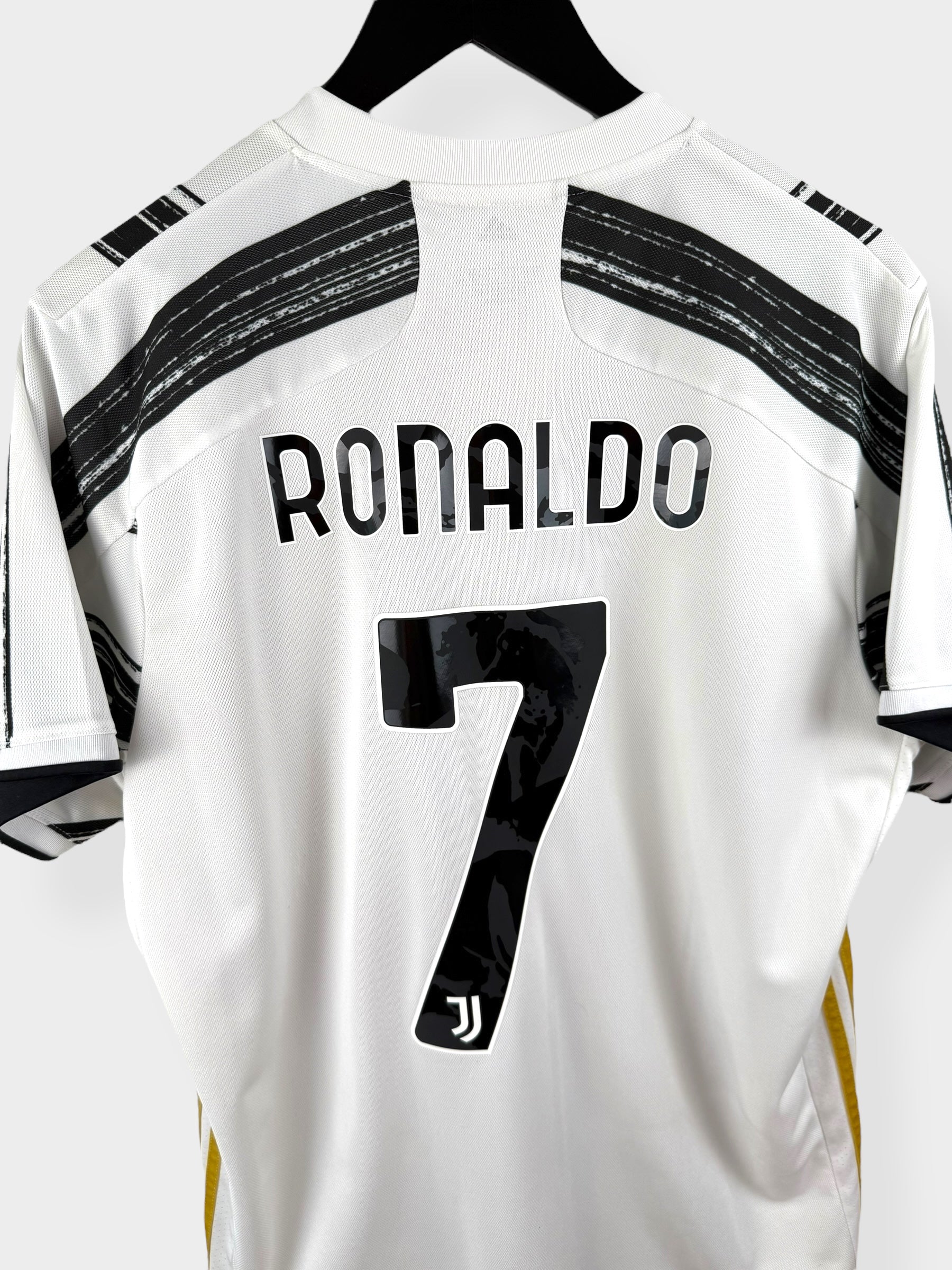 2020-21 JUVENTUS HOME SHIRT RONALDO #7 L