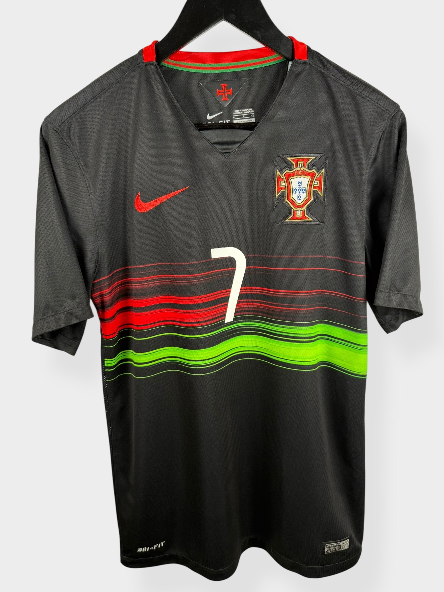 2015-16 PORTUGAL AWAY SHIRT RONALDO #7 S