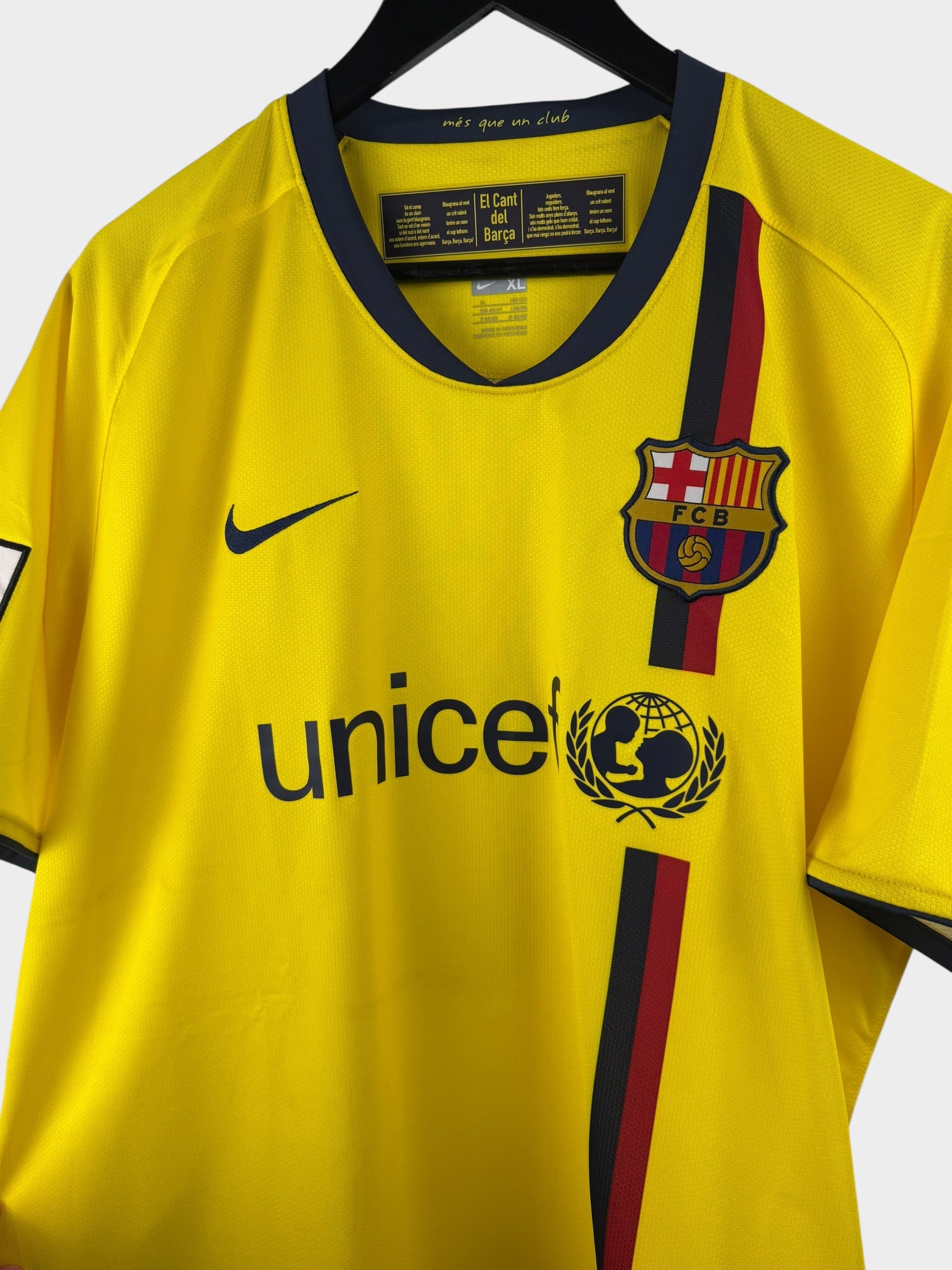 2008-10 BARCELONA AWAY SHIRT MESSI #10 XL