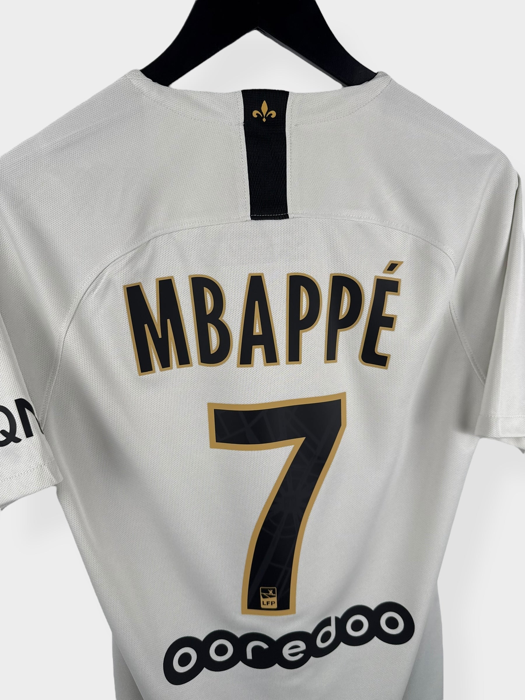 2018-19 PARIS SAINT-GERMAIN AWAY SHIRT MBAPPE #7 S