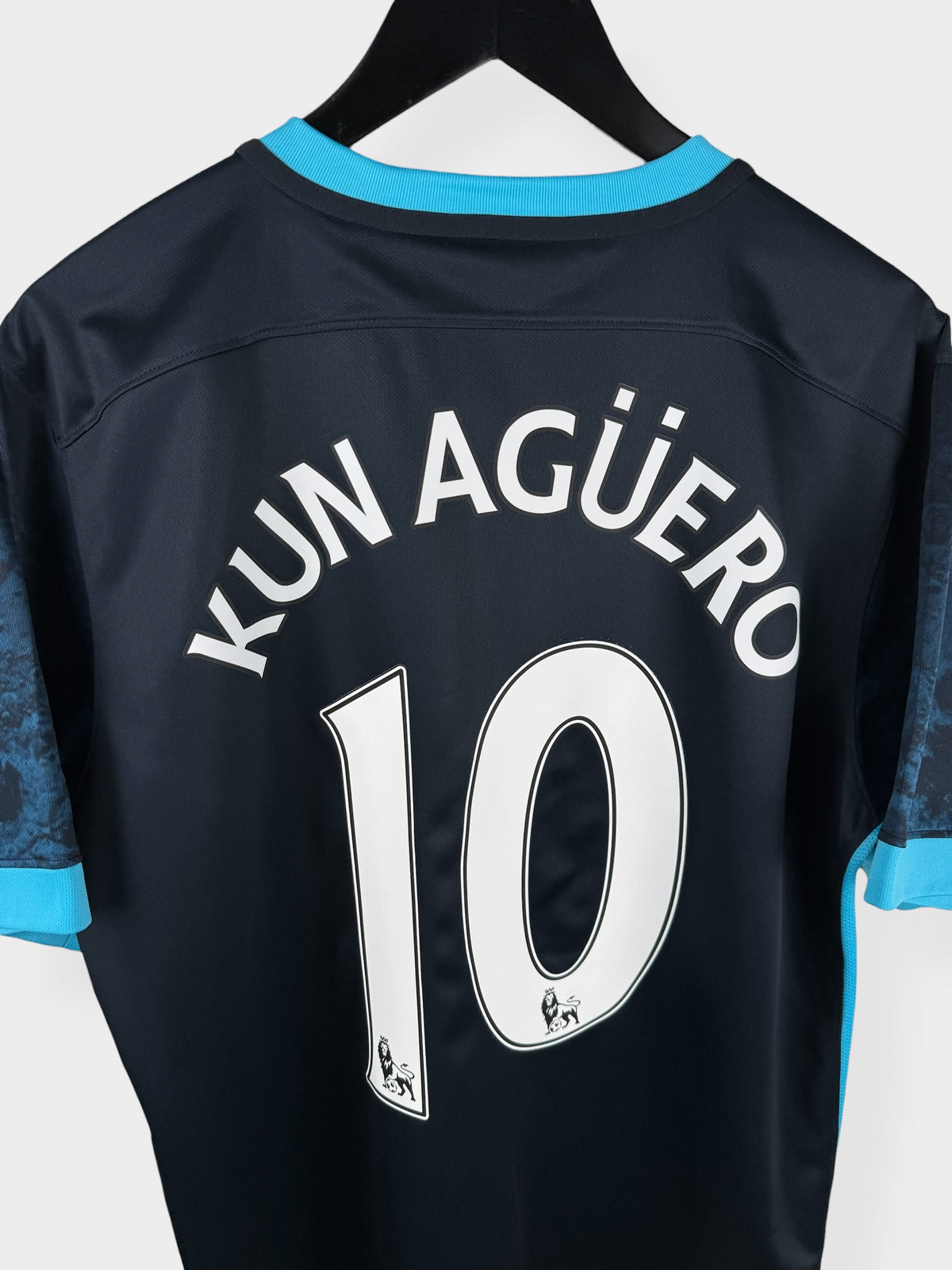 2015-16 MANCHESTER CITY AUSWÄRTSTRIKOT KUN AGÜERO #10 L