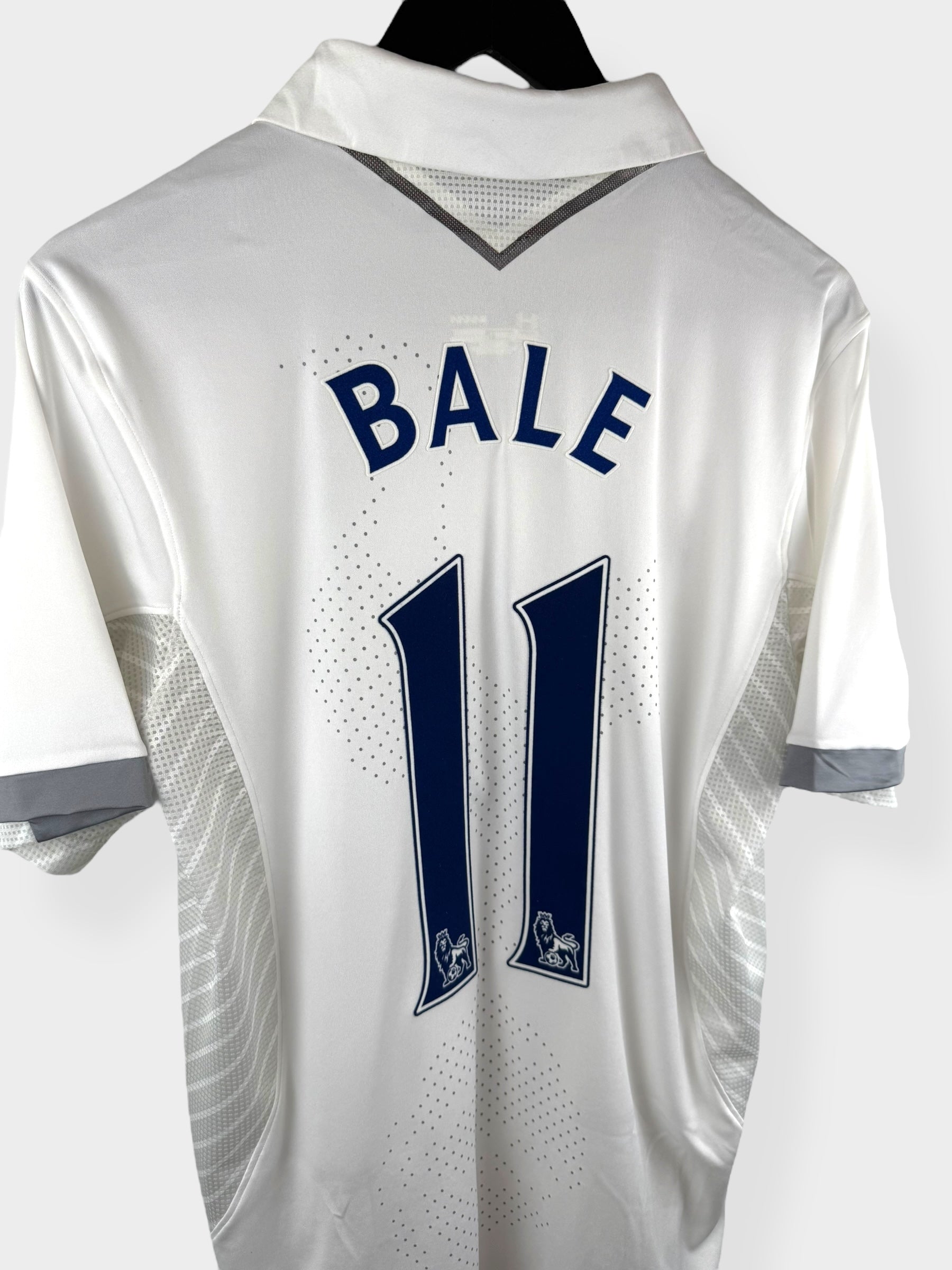 2012-13 TOTTENHAM HOTSPUR HEIMTRIKOT BALE #11 M
