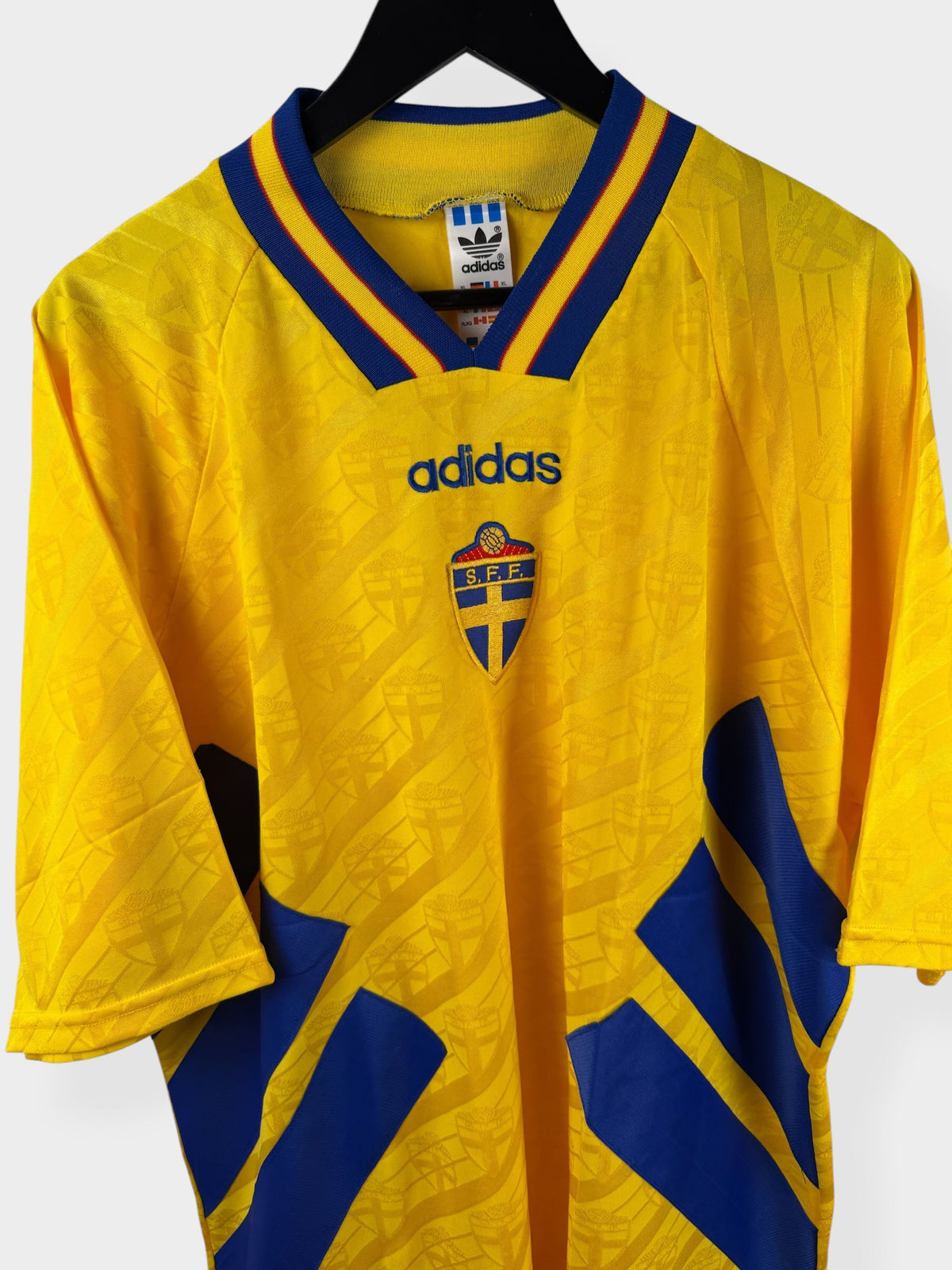 1994-96 SWEDEN HOME SHIRT XL
