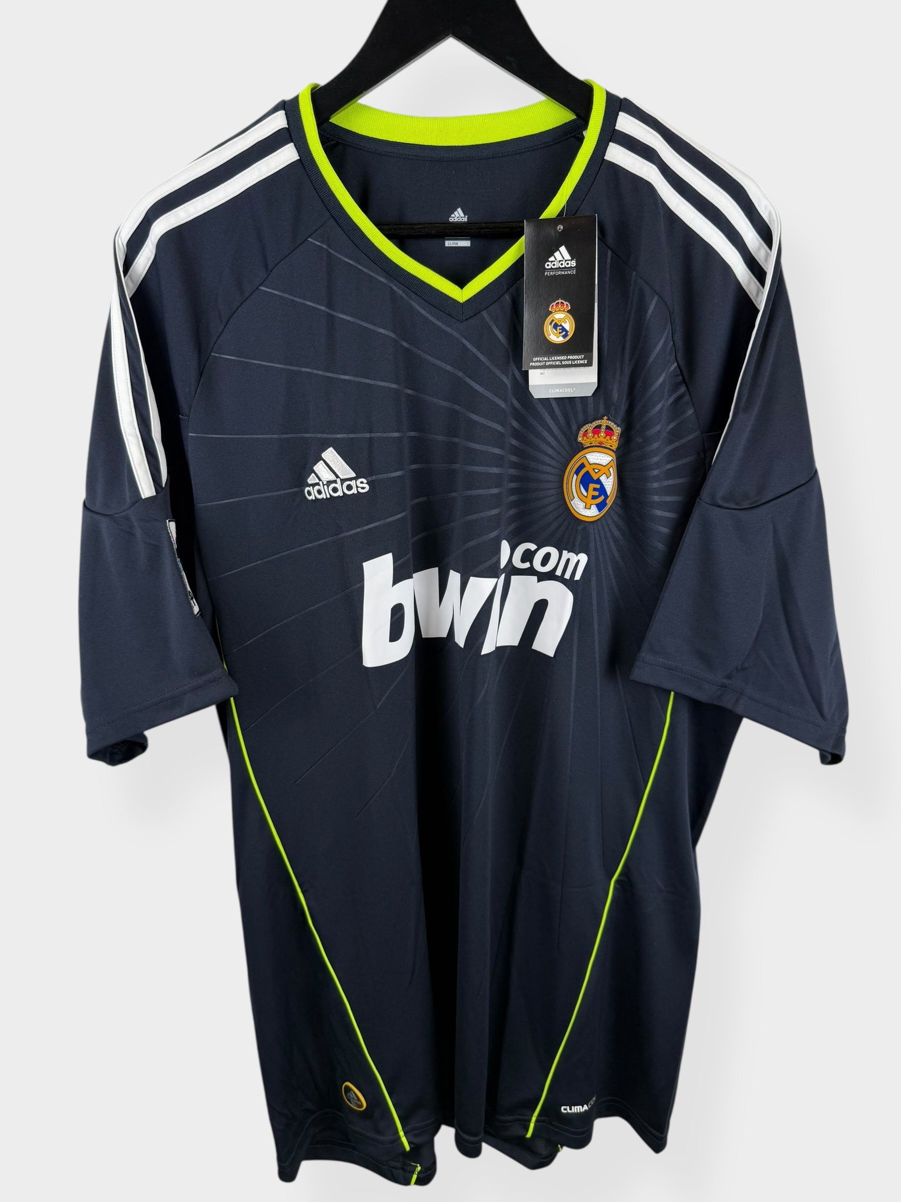 2010-11 REAL MADRID AWAY SHIRT RONALDO #7 XL - Authentic Football Club