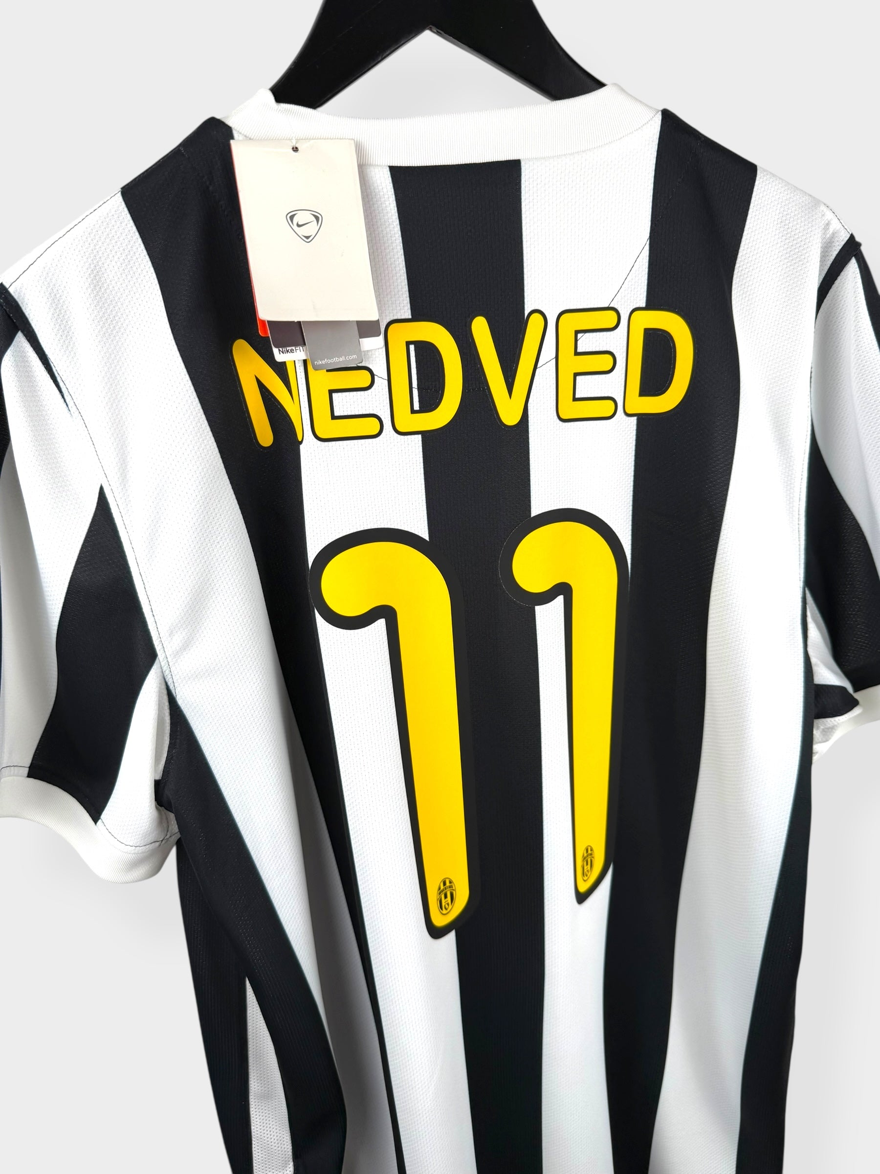 2009-10 JUVENTUS HOME SHIRT NEDVED #11 M - Authentic Football Club