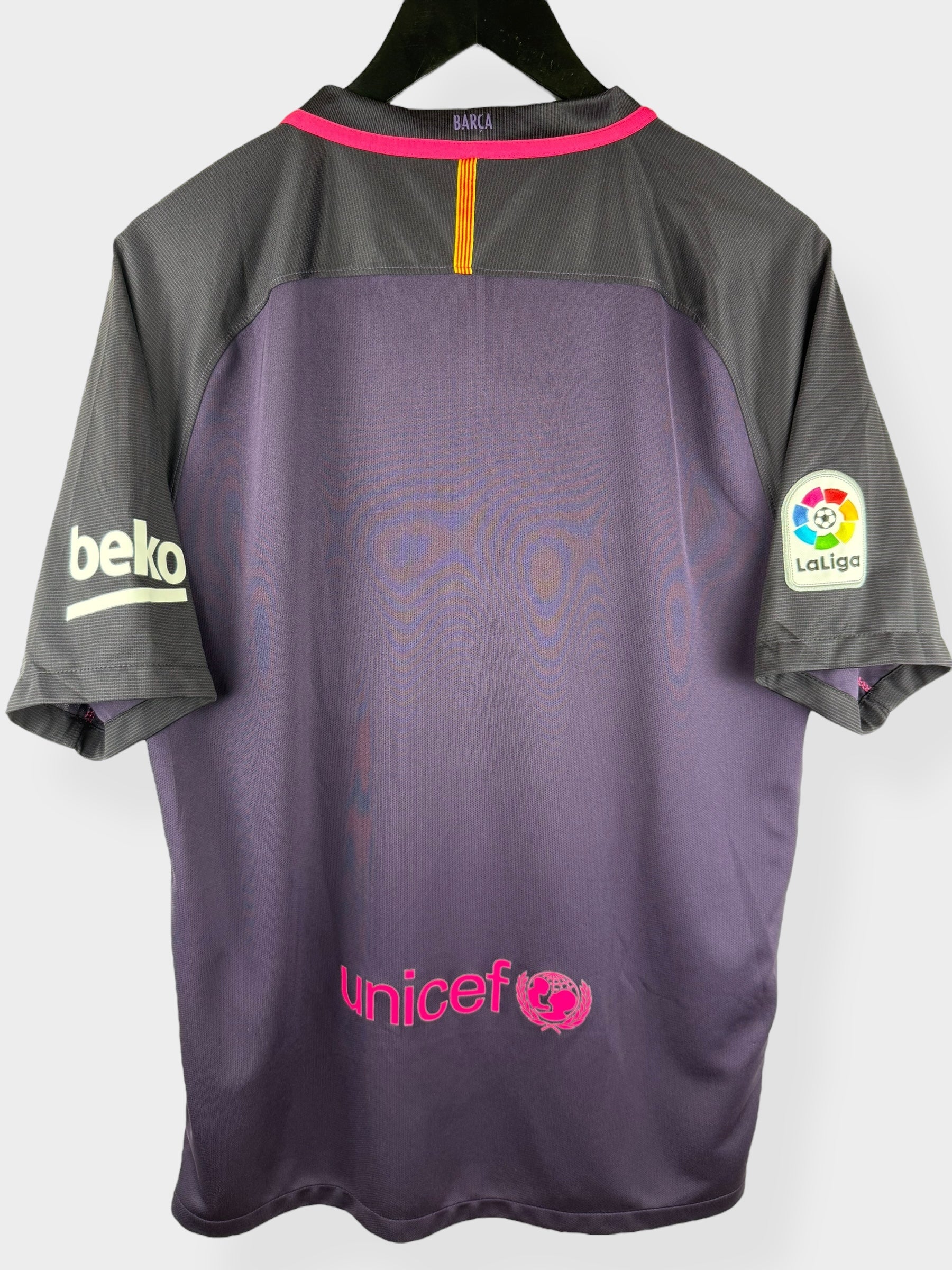 2016-17 BARCELONA AWAY SHIRT L