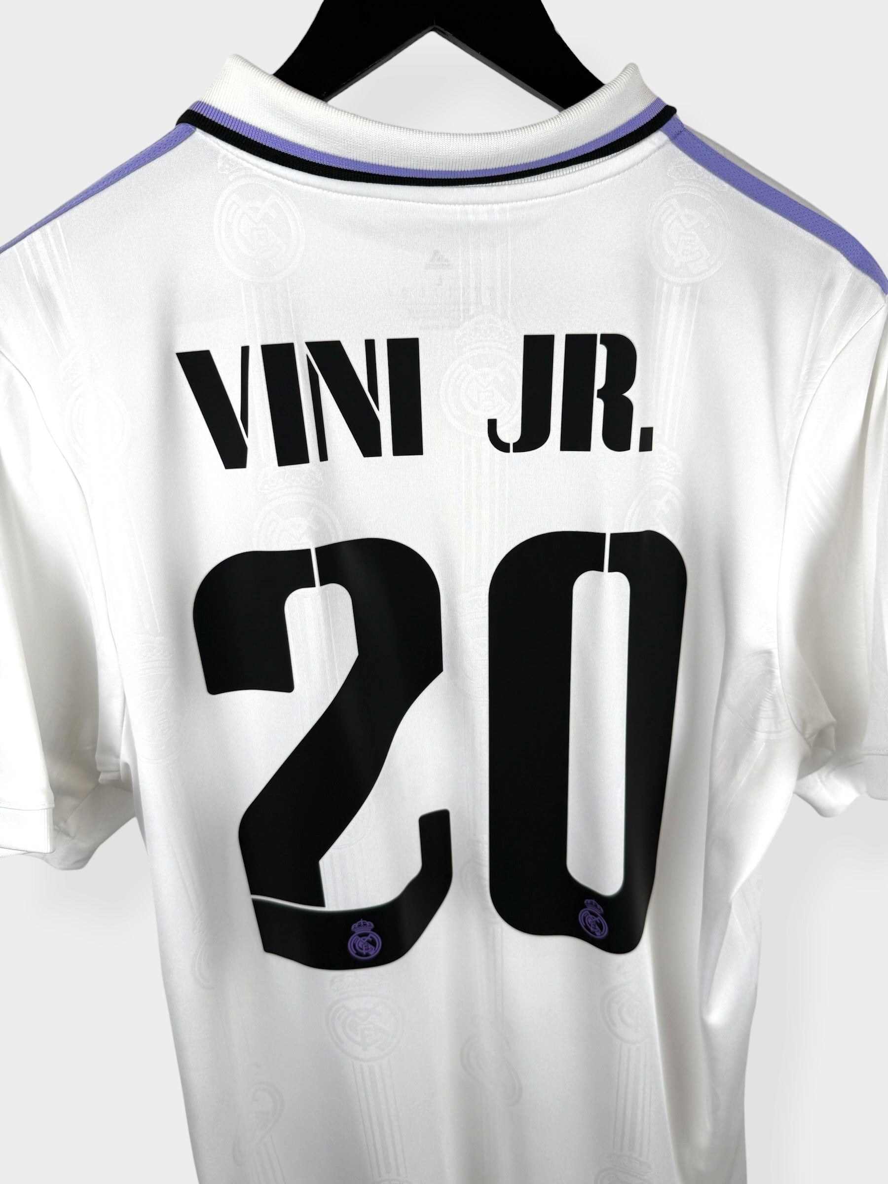 2022-23 REAL MADRID HEIMTRIKOT VINI JR. #20 L