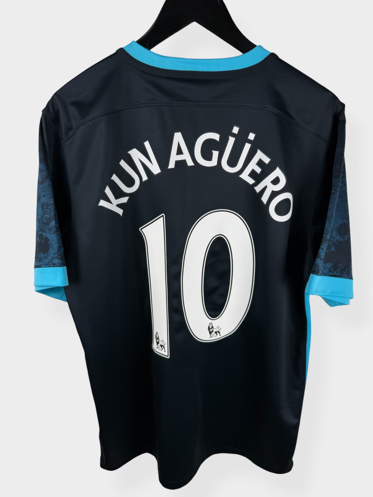 2015-16 MANCHESTER CITY AUSWÄRTSTRIKOT KUN AGÜERO #10 L