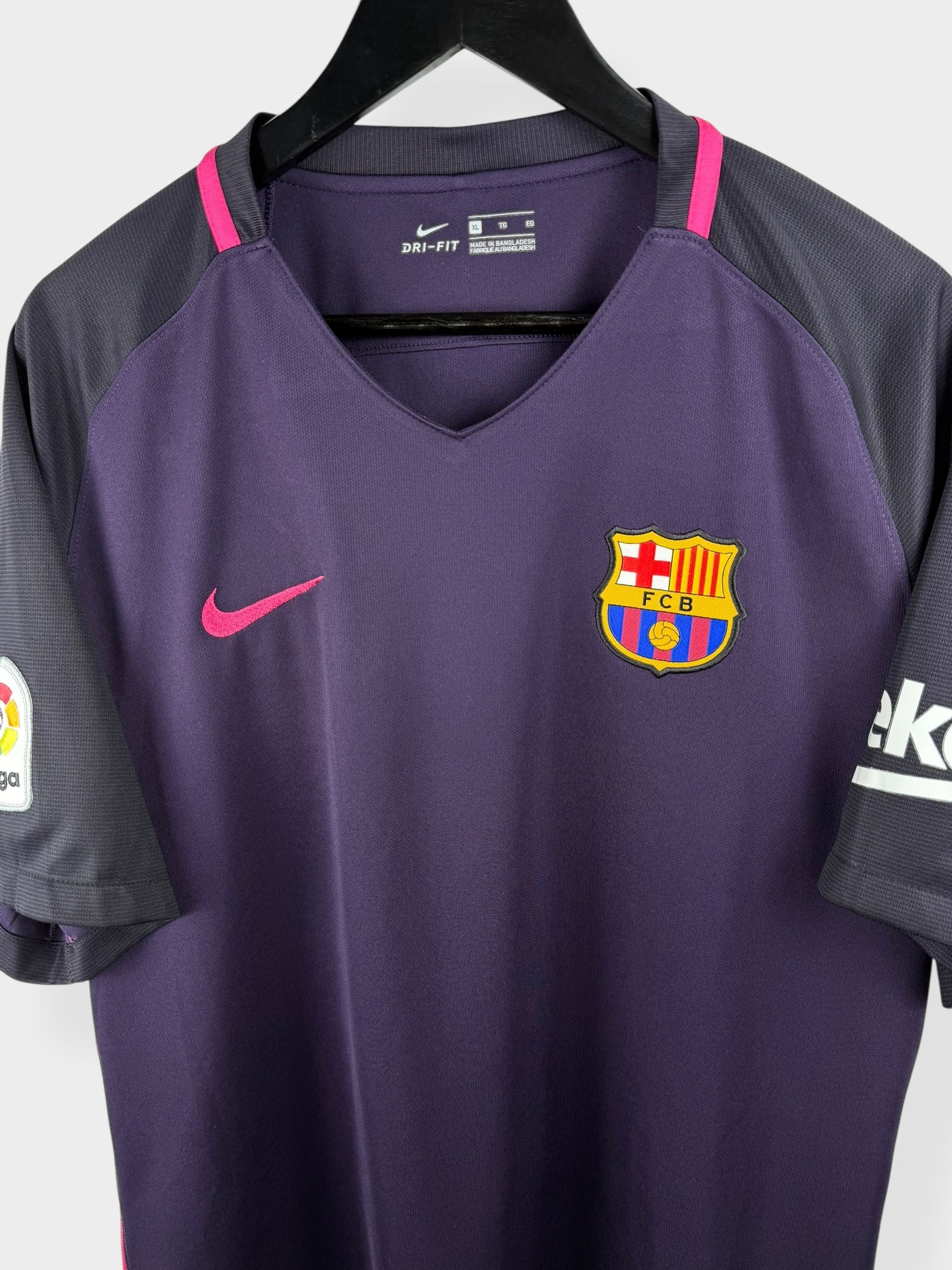 2016-17 BARCELONA AWAY SHIRT NEYMAR #11 XL - Authentic Football Club