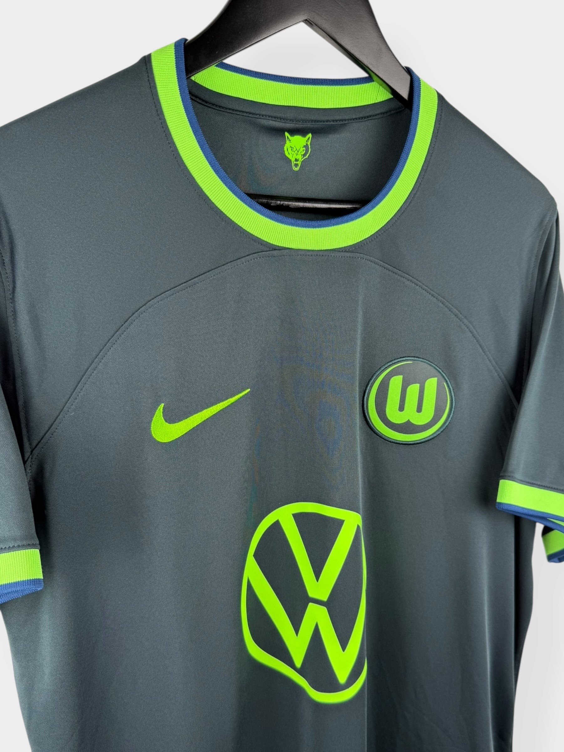2022-23 WOLFSBURG AWAY SHIRT L