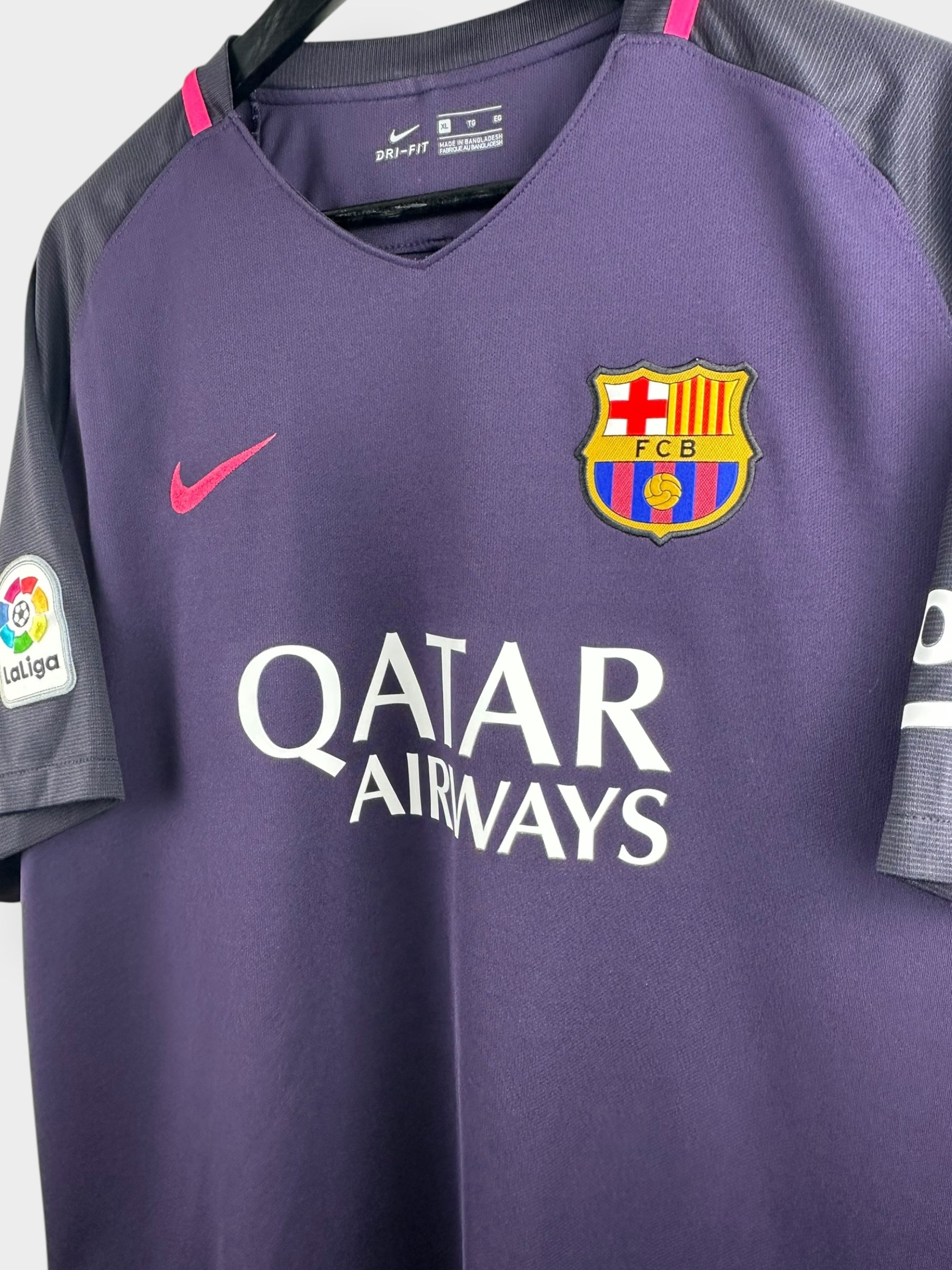 2016-17 BARCELONA UITSHIRT XL