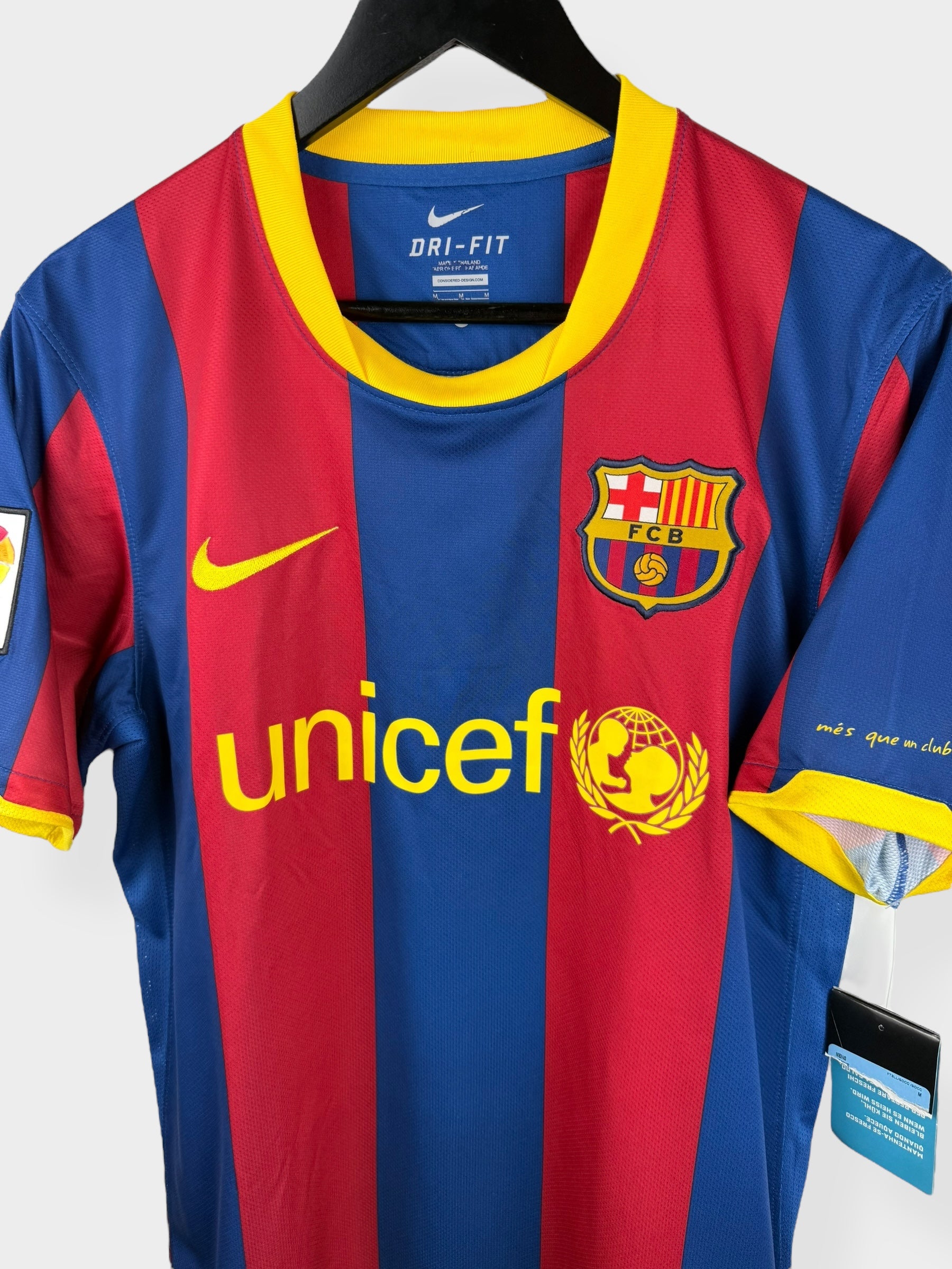 2010-11 BARCELONA HOME SHIRT MESSI #10 M