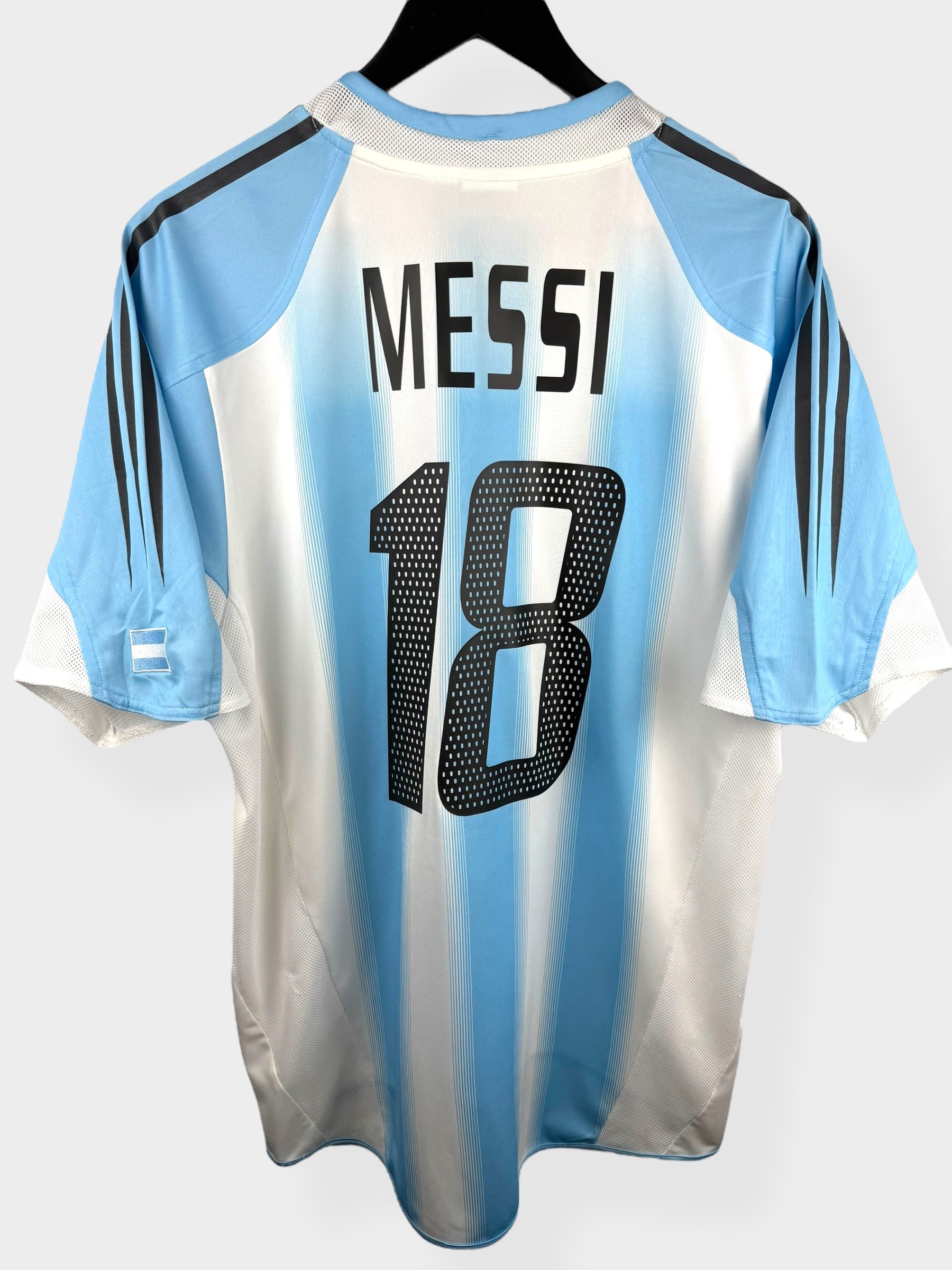 2004-05 ARGENTINA HOME SHIRT MESSI #18 L