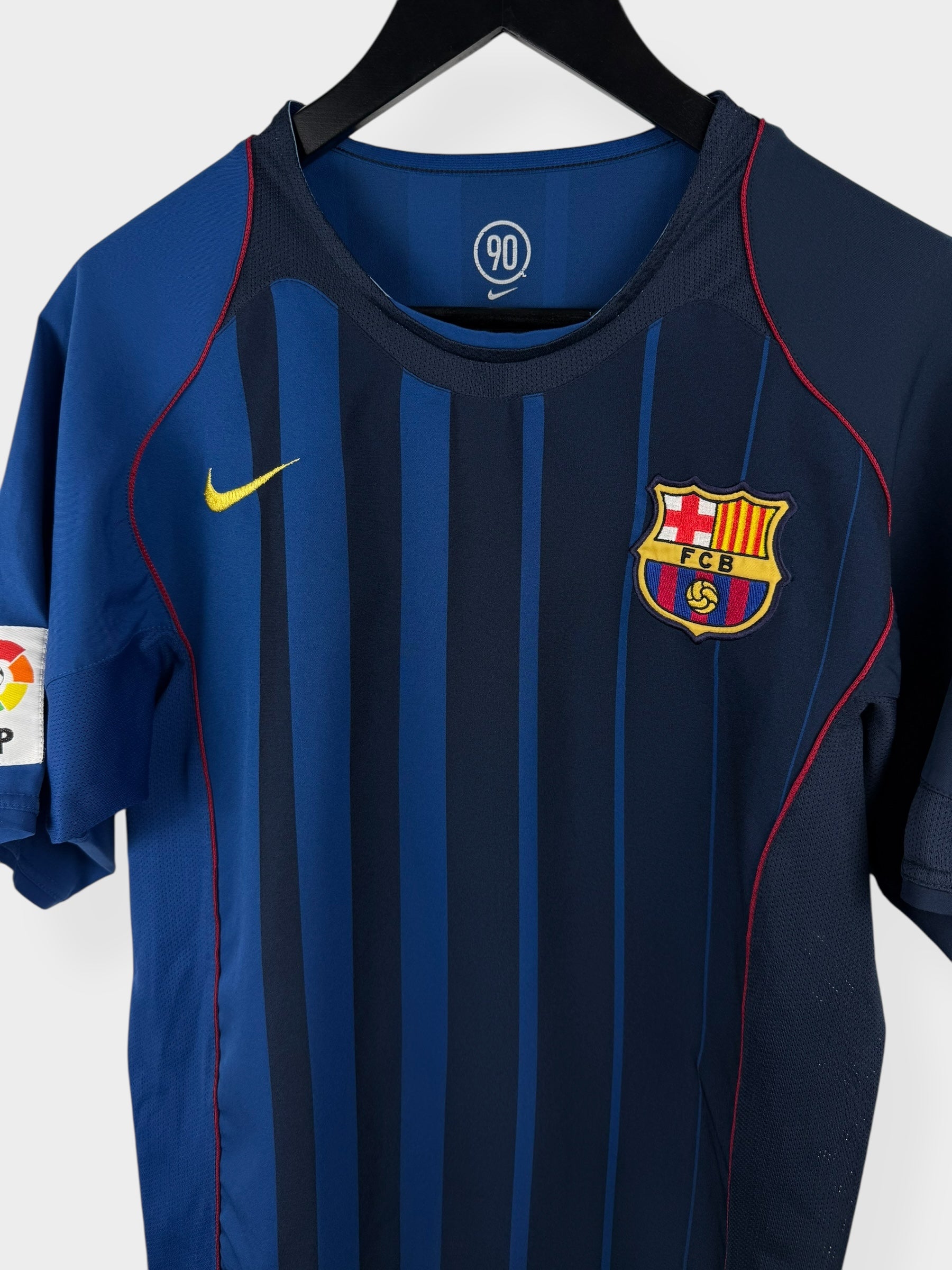 2004-05 BARCELONA AWAY SHIRT MESSI #30 M
