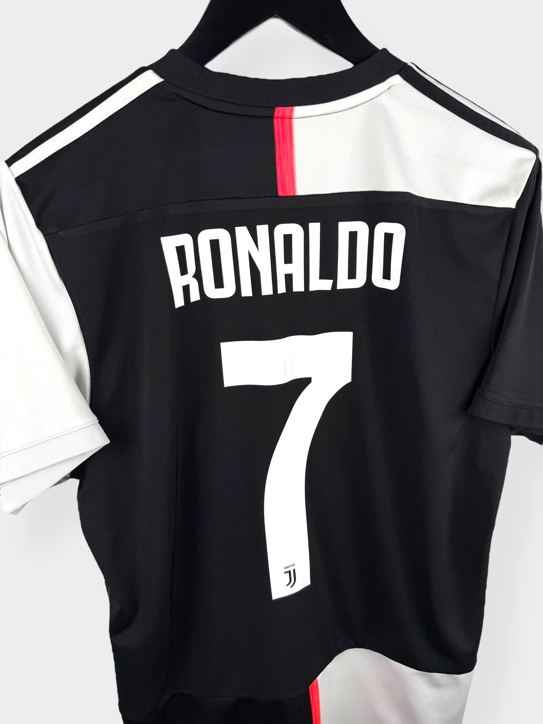 2019-20 JUVENTUS HOME SHIRT RONALDO #7 M - Authentic Football Club