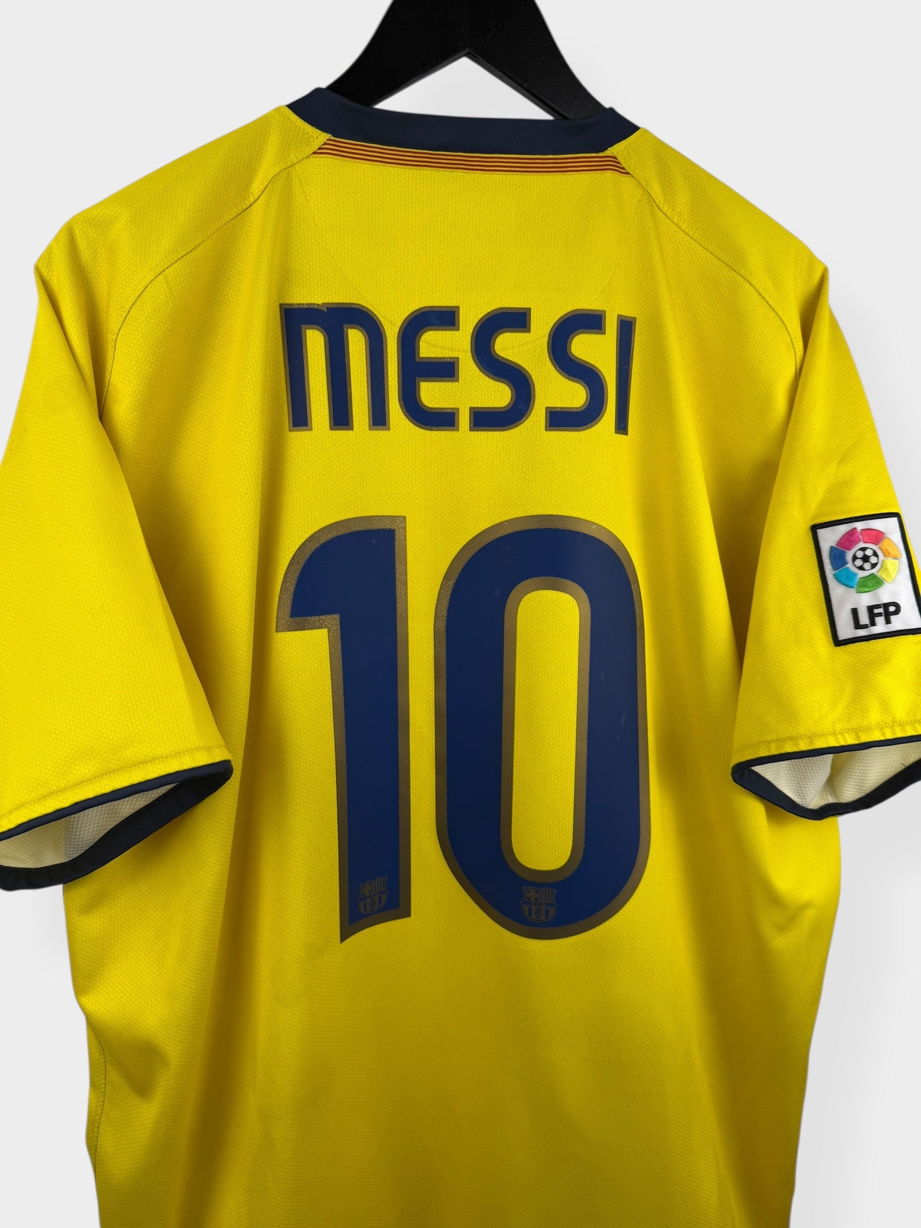 2008-09 BARCELONA UITSHIRT MESSI #10 XL