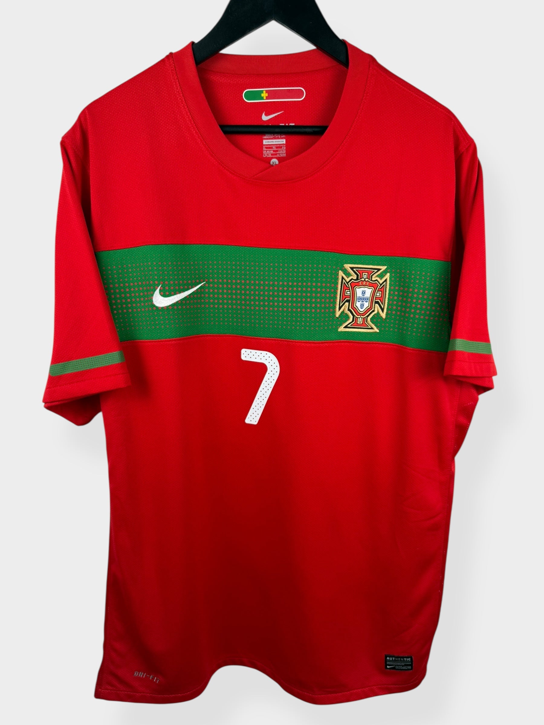 2010-11 PORTUGAL THUISSHIRT RONALDO #7 XL