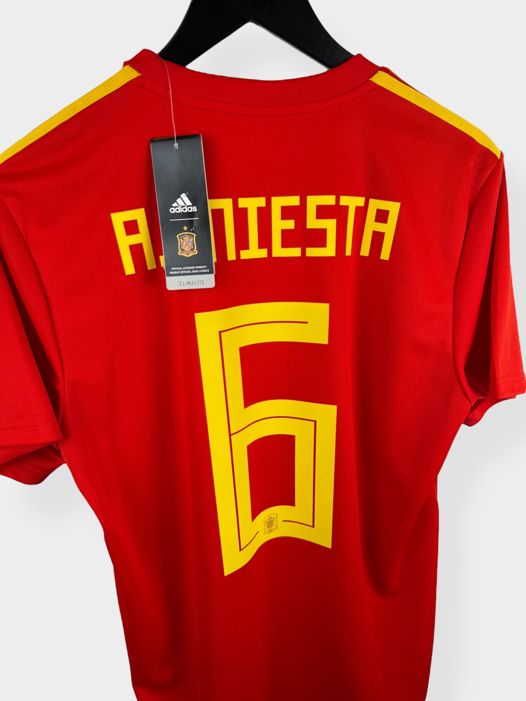 2018-19 SPAIN HOME SHIRT INIESTA #6 M - Authentic Football Club