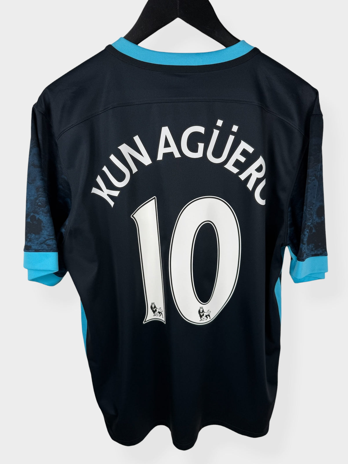 2015-16 MANCHESTER CITY AUSWÄRTSTRIKOT KUN AGÜERO #10 L