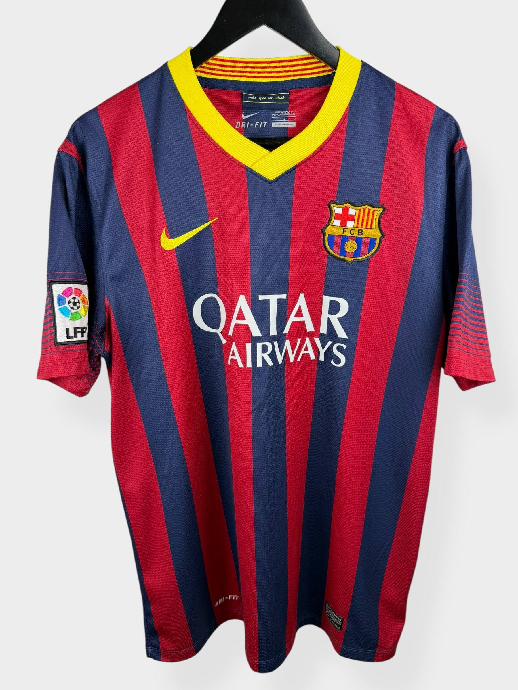 2013-14 BARCELONA HOME SHIRT INIESTA #8 L - Authentic Football Club