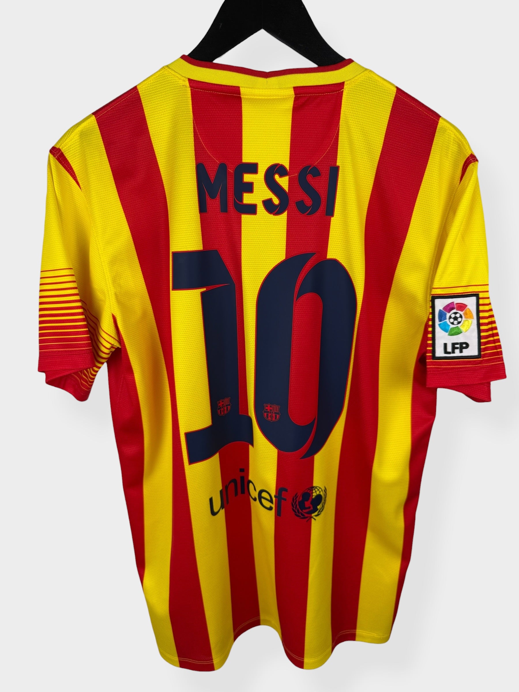 2013-14 BARCELONA AWAY SHIRT MESSI #10 M