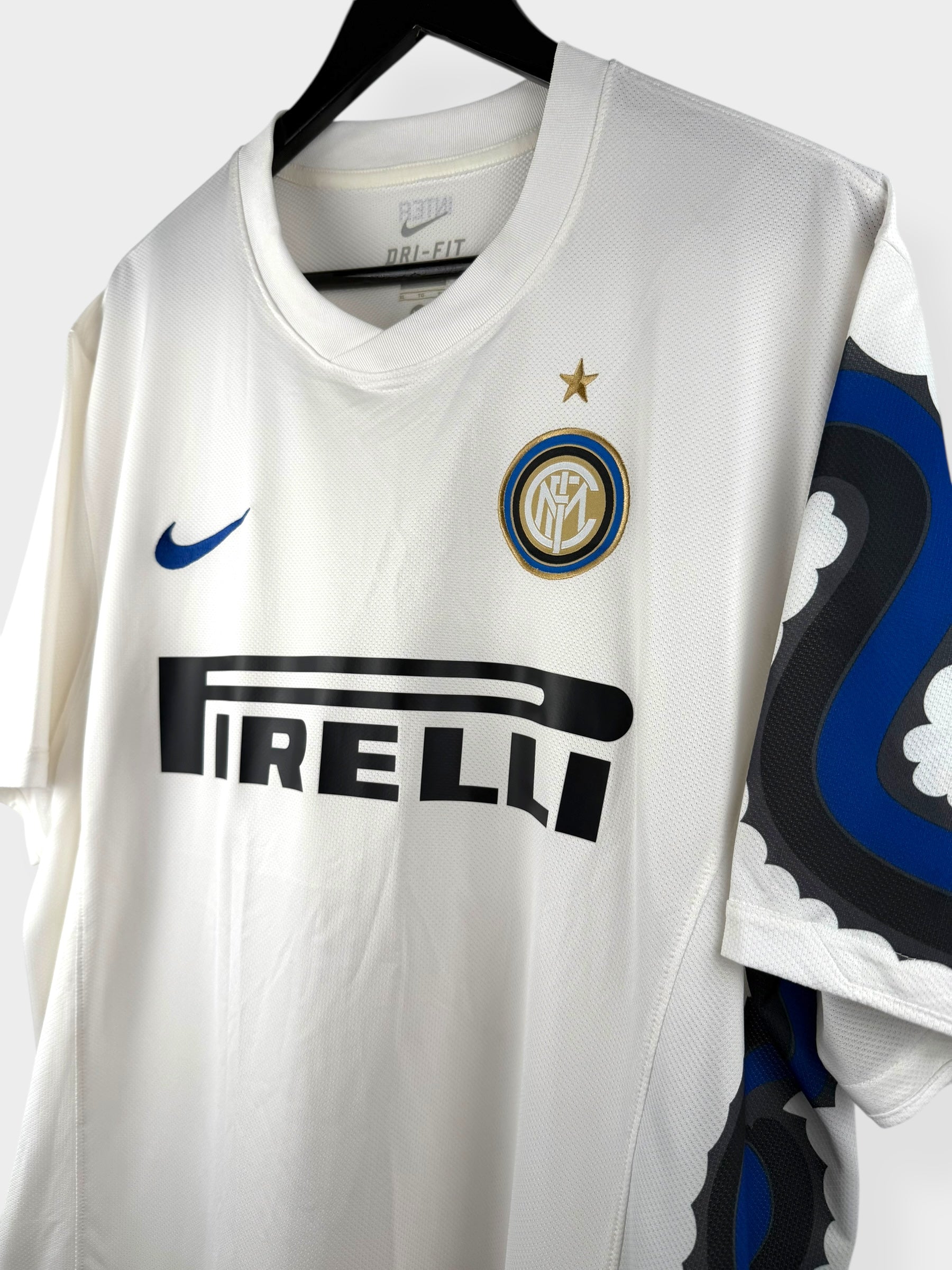 2010-11 INTER MILAN AWAY SHIRT XL