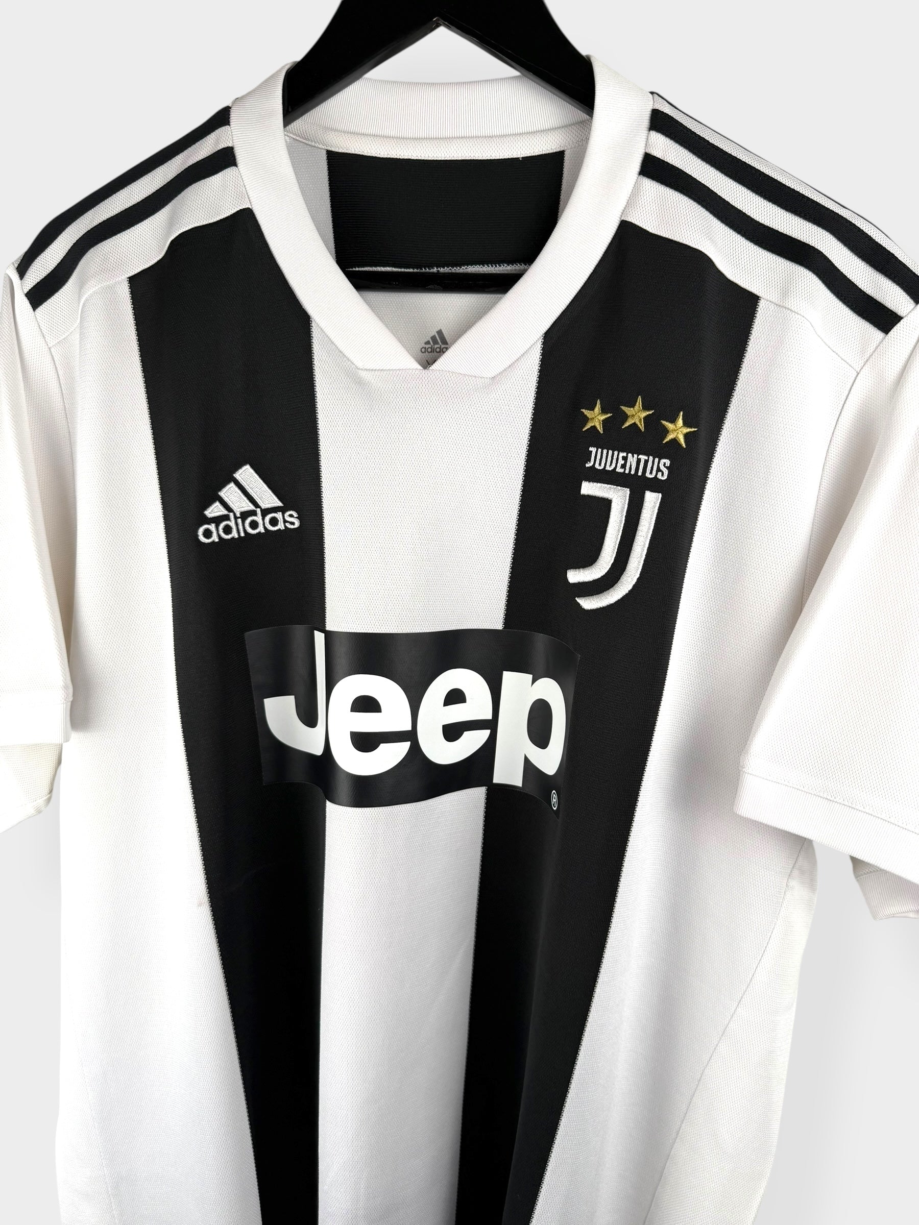 2018-19 JUVENTUS HOME SHIRT RONALDO #7 XL