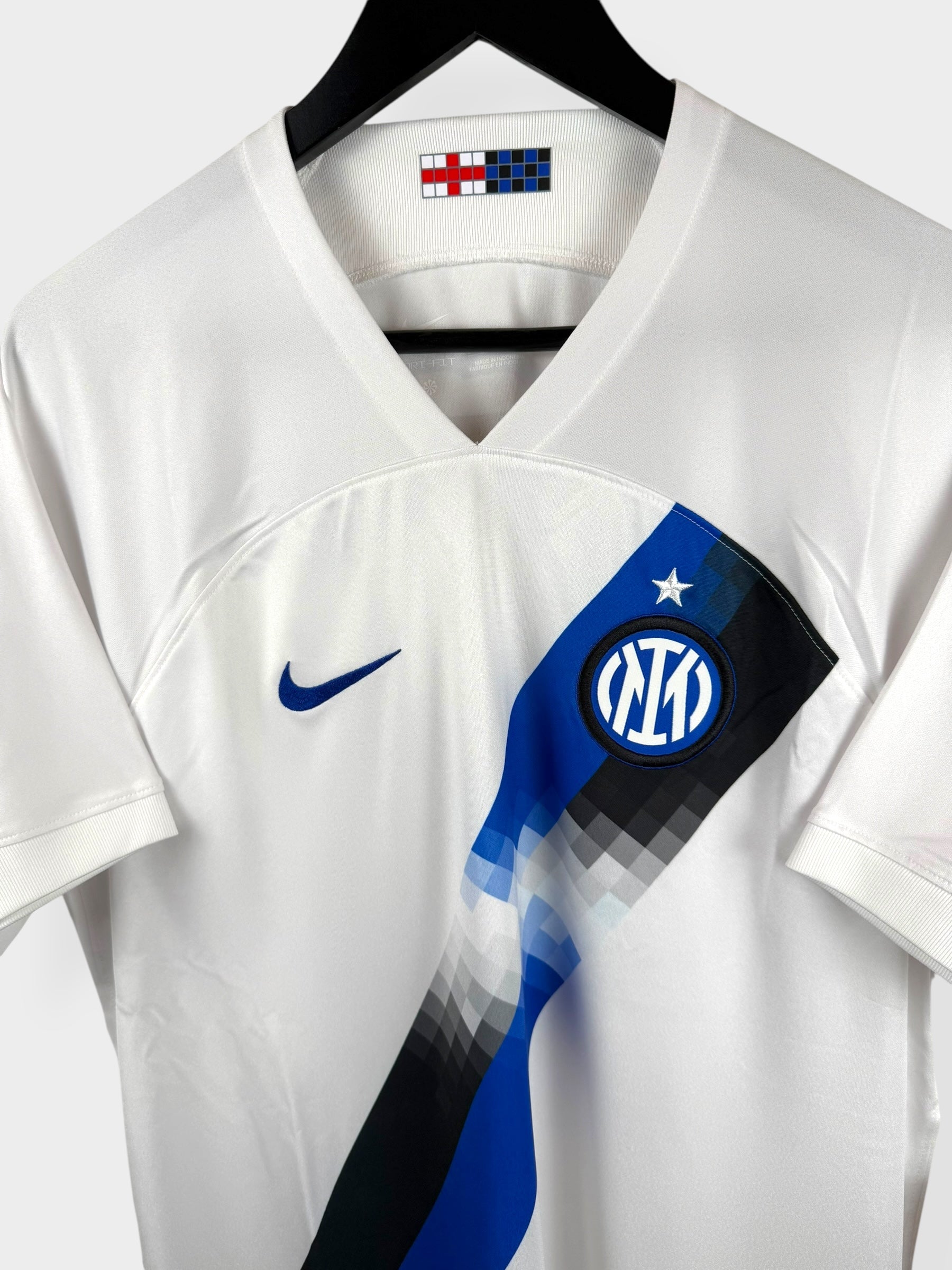 2023-24 INTER MILAN AWAY SHIRT LAUTARO #10 L - Authentic Football Club