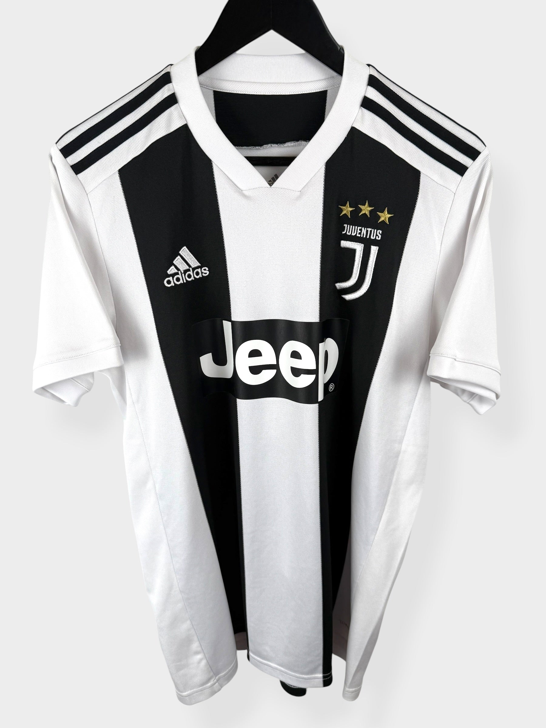 2018-19 JUVENTUS HOME SHIRT RONALDO #7 M
