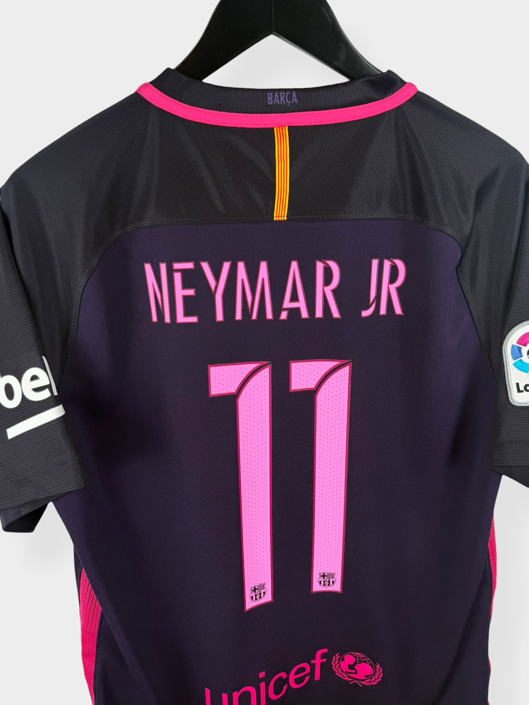 2016-17 BARCELONA AWAY SHIRT NEYMAR #11 M