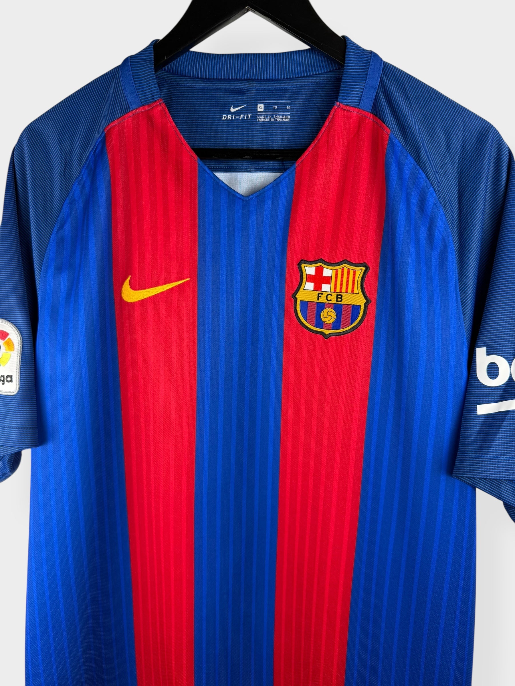 2016-17 BARCELONA THUISSHIRT MESSI #10 XL