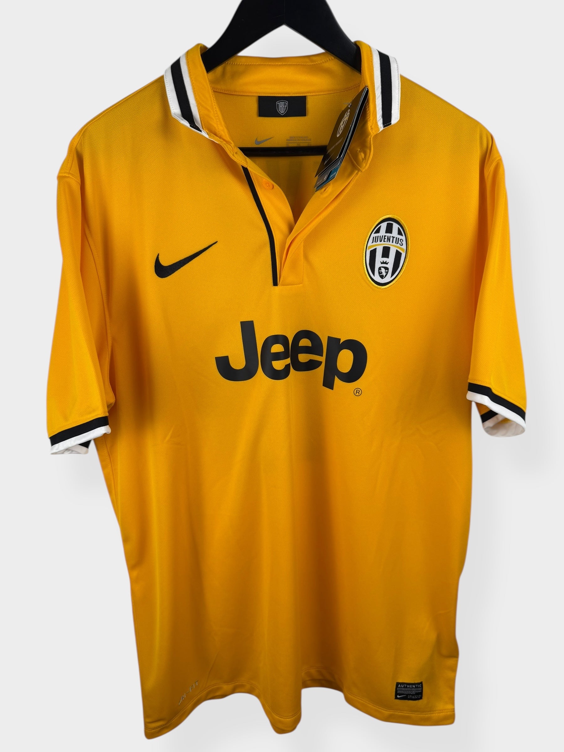 2013-14 JUVENTUS AWAY SHIRT TEVEZ #10 XL - Authentic Football Club