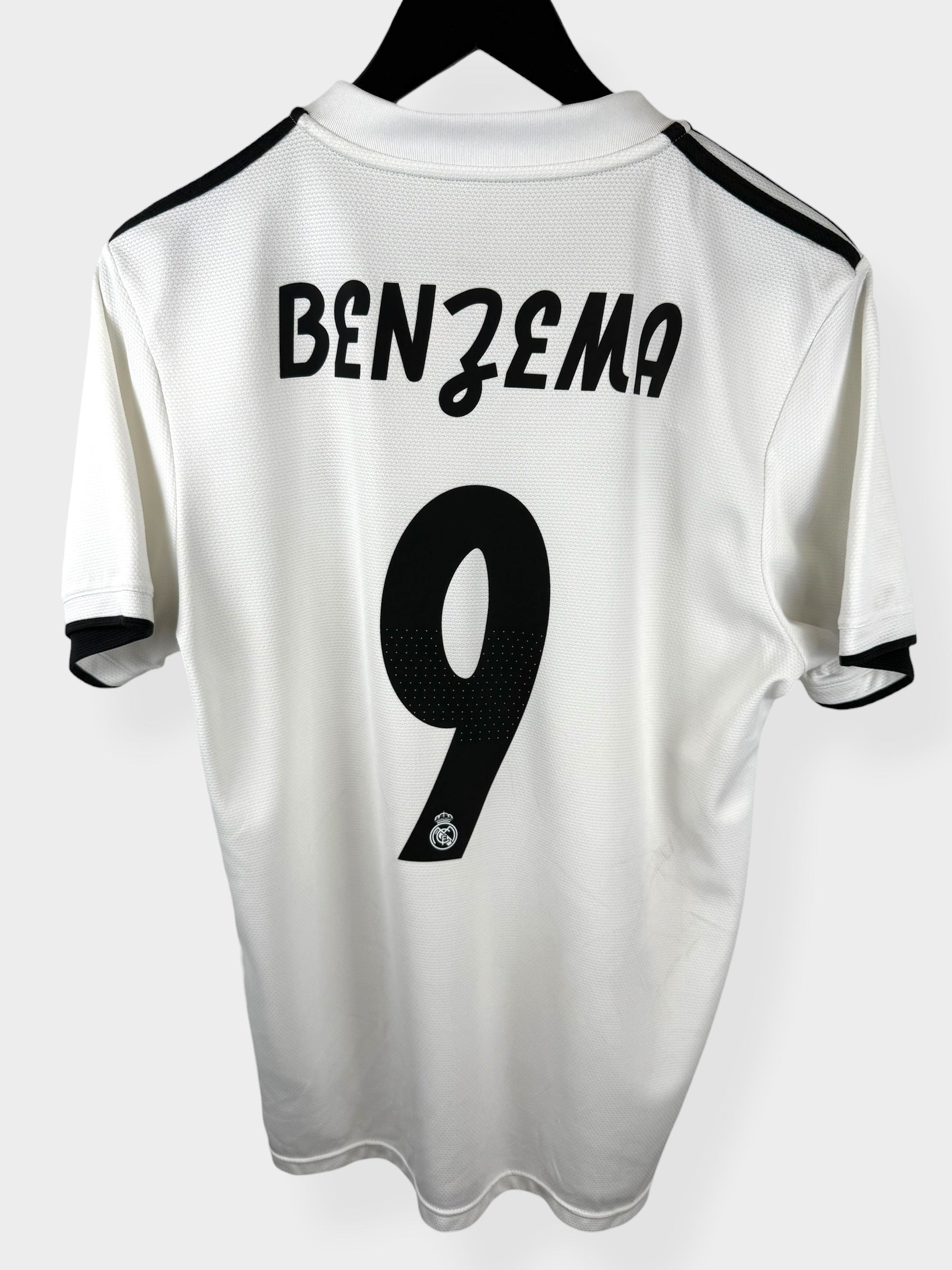2018-19 REAL MADRID THUISSHIRT BENZEMA #9 M