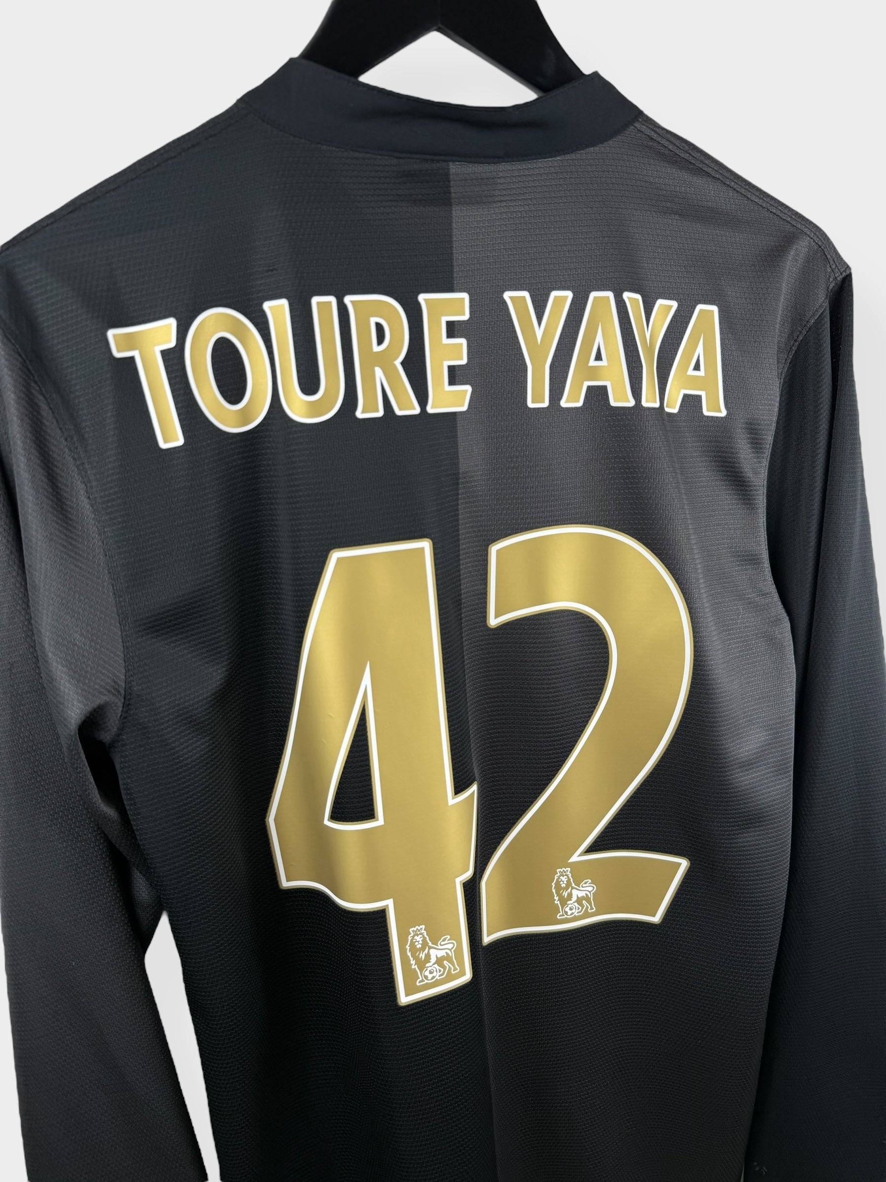 2013-14 MANCHESTER CITY AUSWÄRTSTRIKOT TOURE YAYA #42 S LANGARM