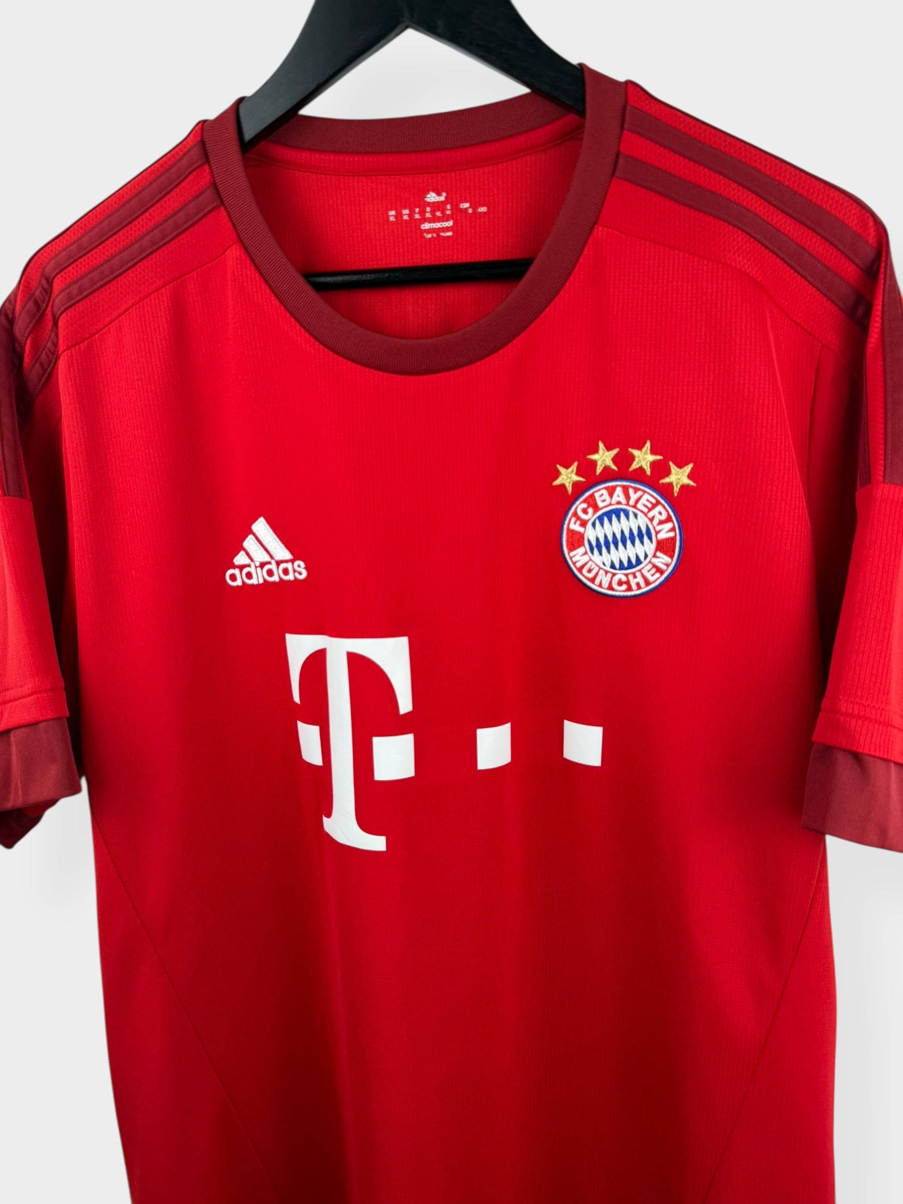 2015-16 BAYERN MUNICH THUISSHIRT ROBBEN #10 XL
