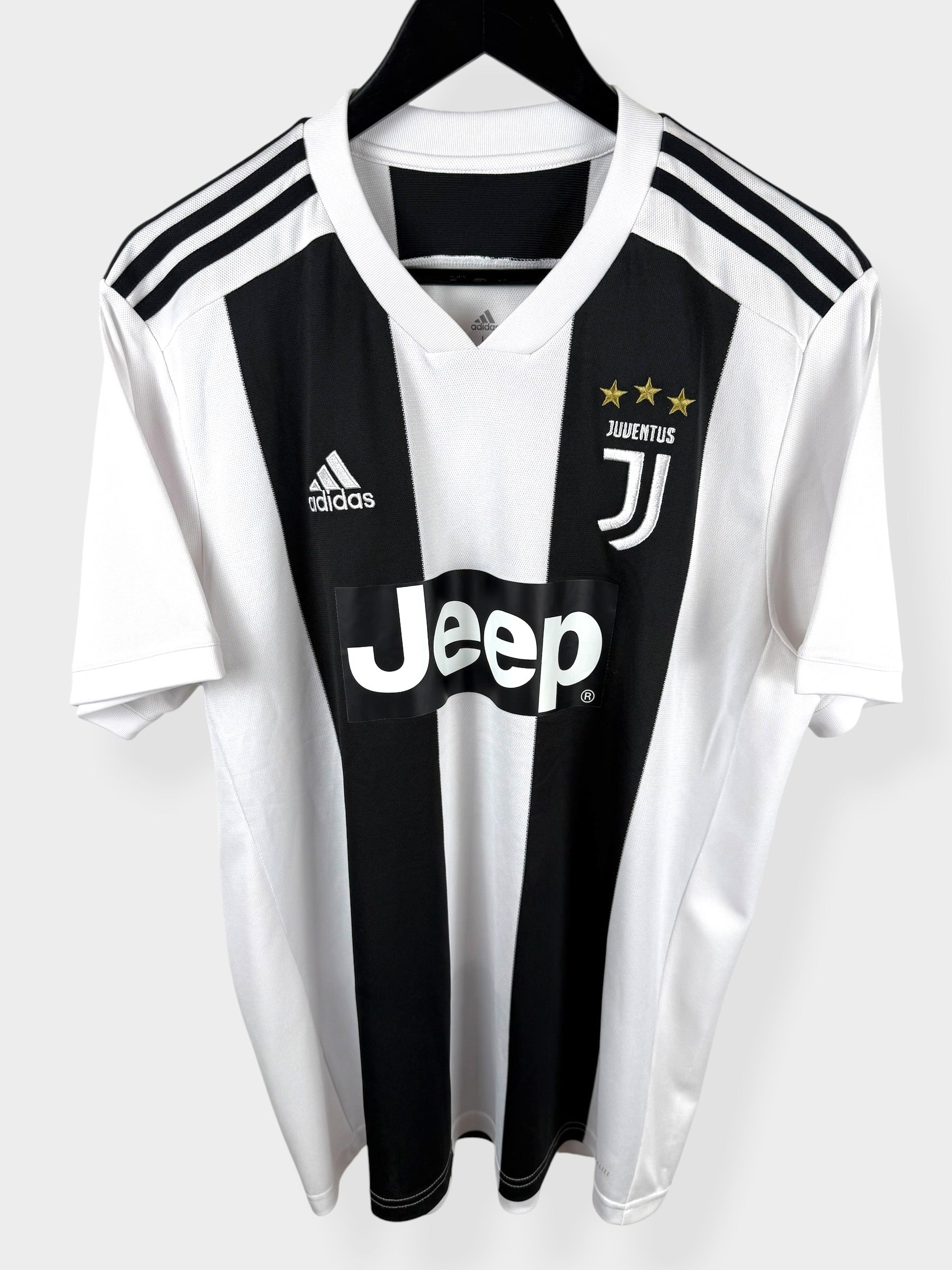 2018-19 JUVENTUS HOME SHIRT RONALDO #7 L
