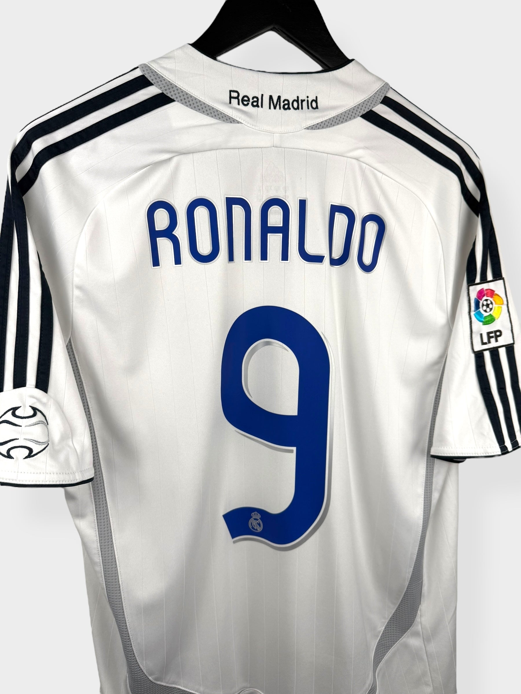 2006-07 REAL MADRID HOME SHIRT RONALDO #9 M