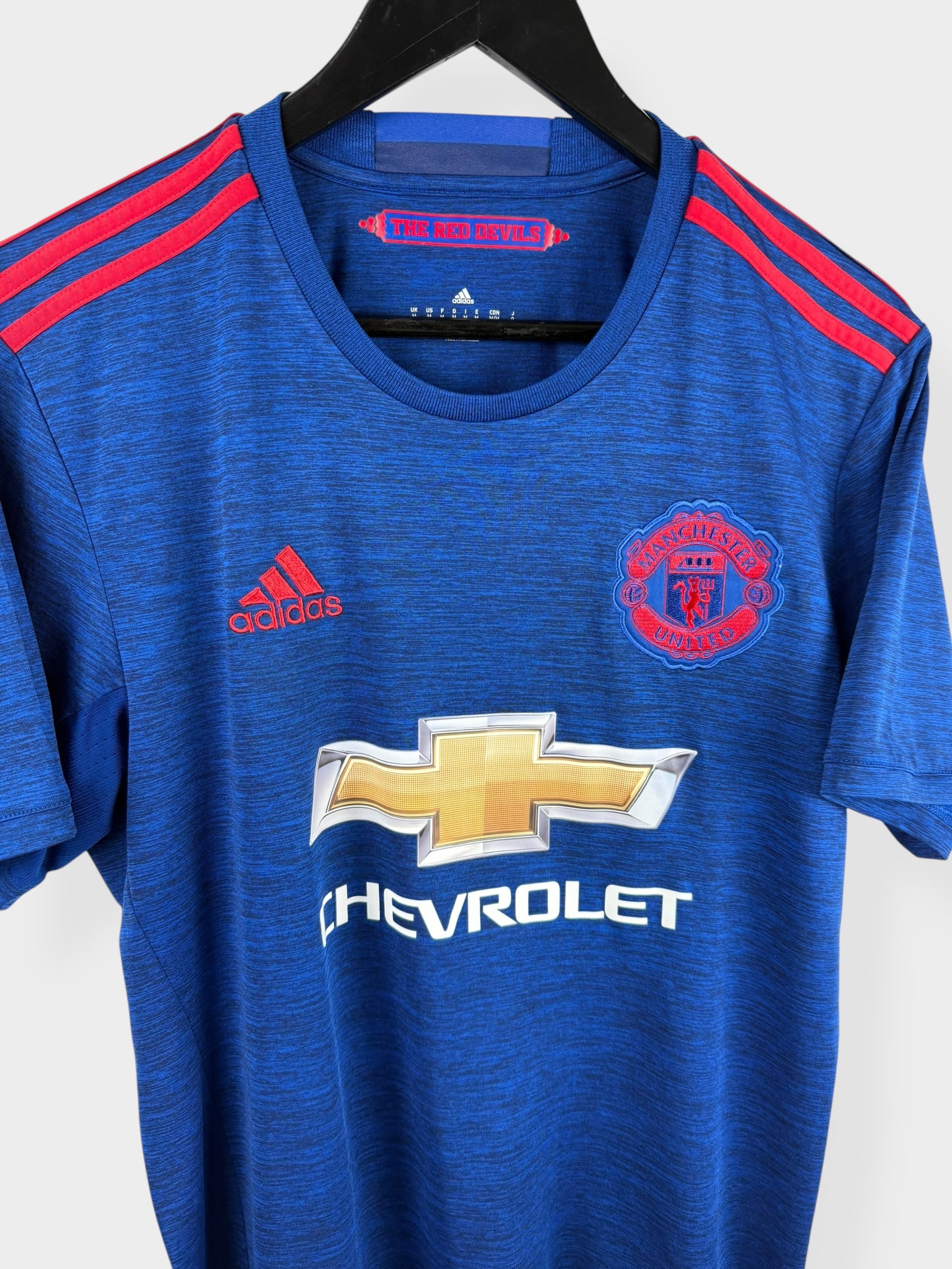 2016-17 MANCHESTER UNITED AWAY SHIRT M - Authentic Football Club