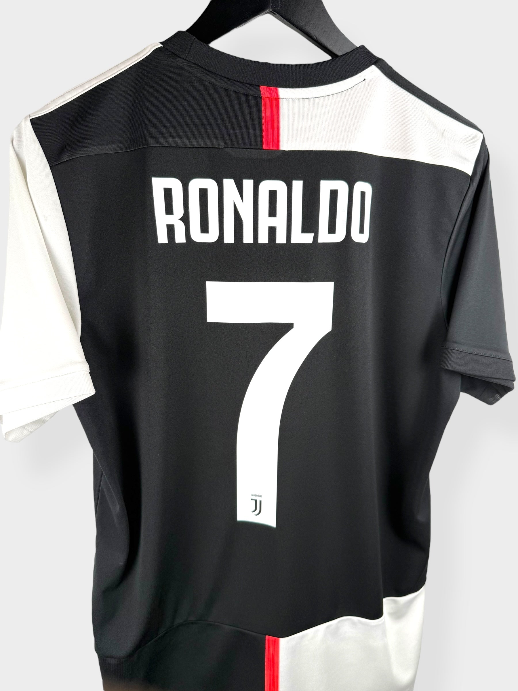 2019-20 JUVENTUS HOME SHIRT RONALDO #7 M