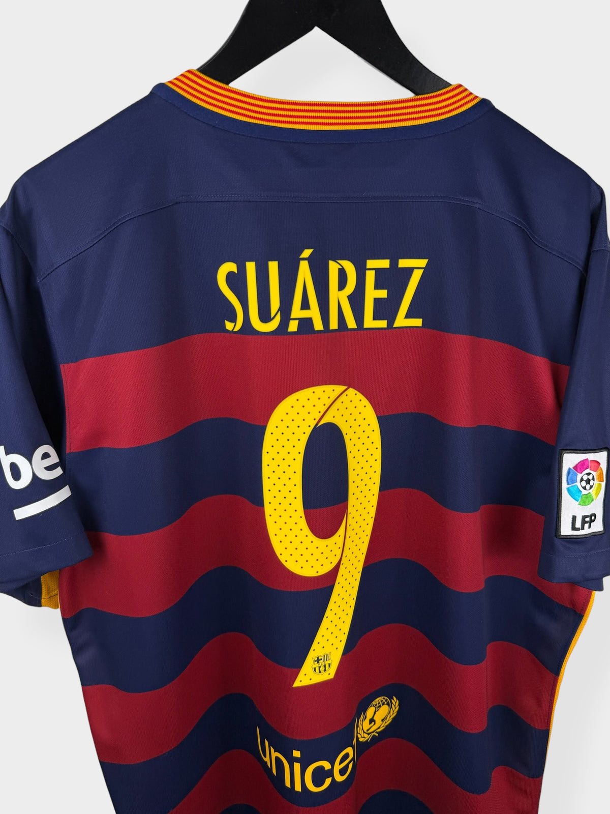 MAILLOT DOMICILE BARCELONA 2015-16 SUAREZ #9 XL