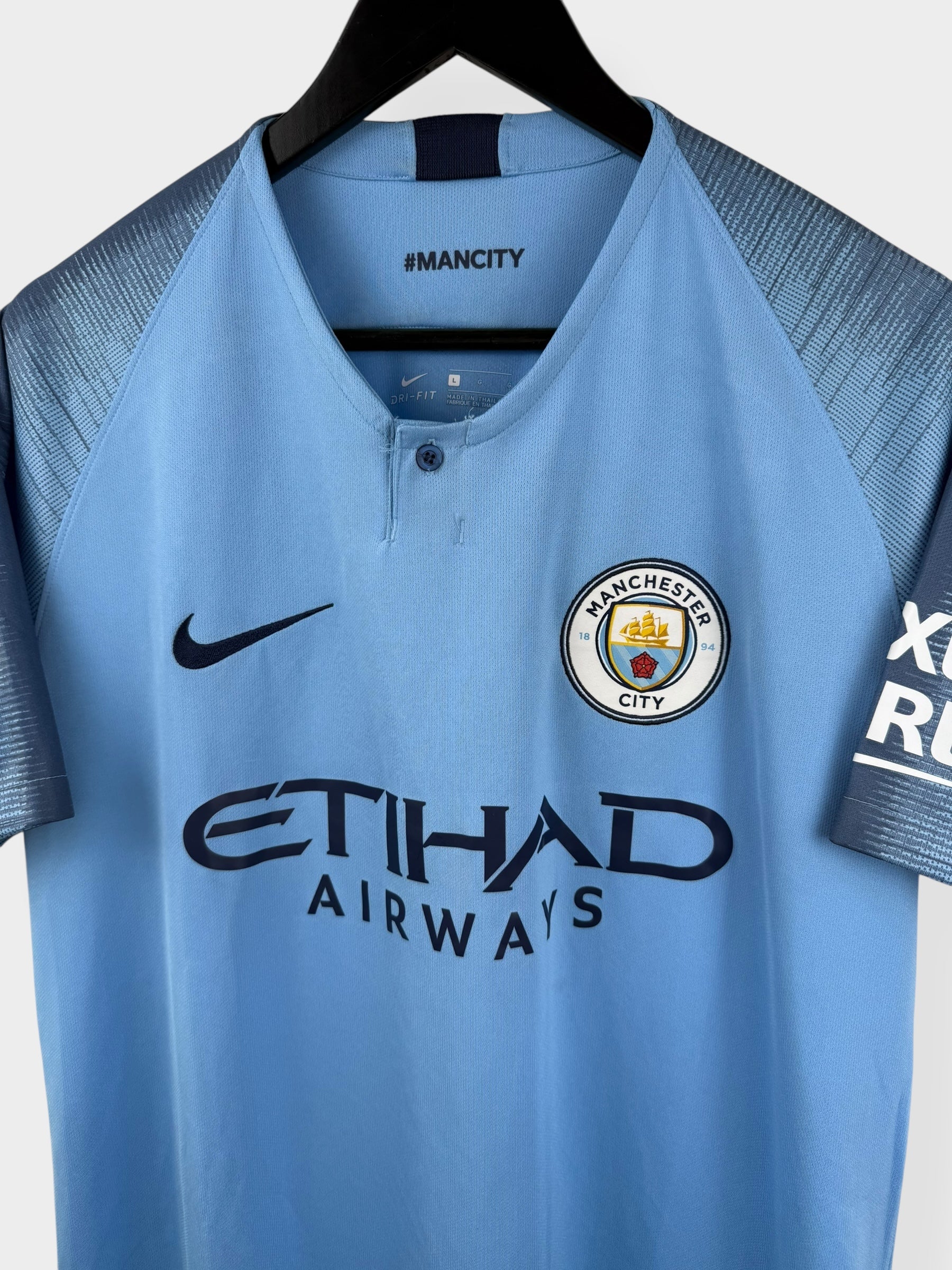 2018-19 MANCHESTER CITY KUN AGÜERO #10 L