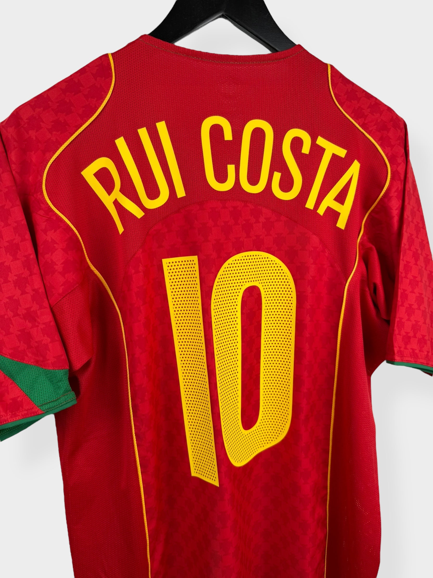 2004-06 PORTUGAL HOME SHIRT RUI COSTA #10 M