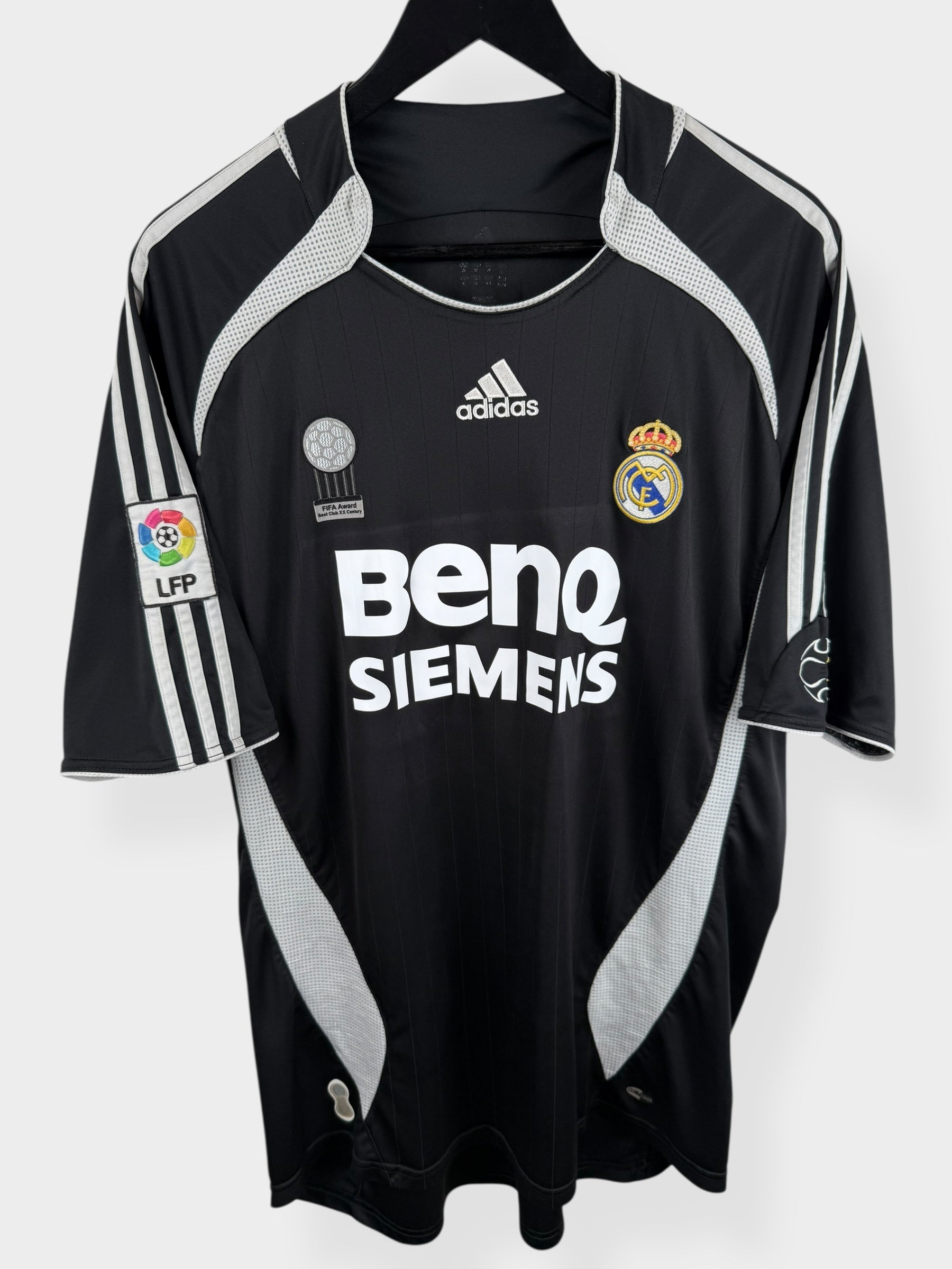 2006-07 REAL MADRID AWAY SHIRT BECKHAM #23 XL - Authentic Football Club