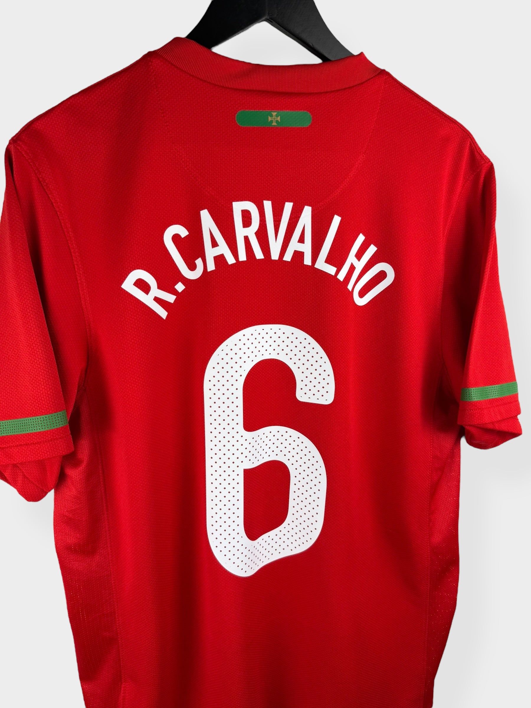 2010-11 PORTUGAL HOME SHIRT CARVALHO #6 M