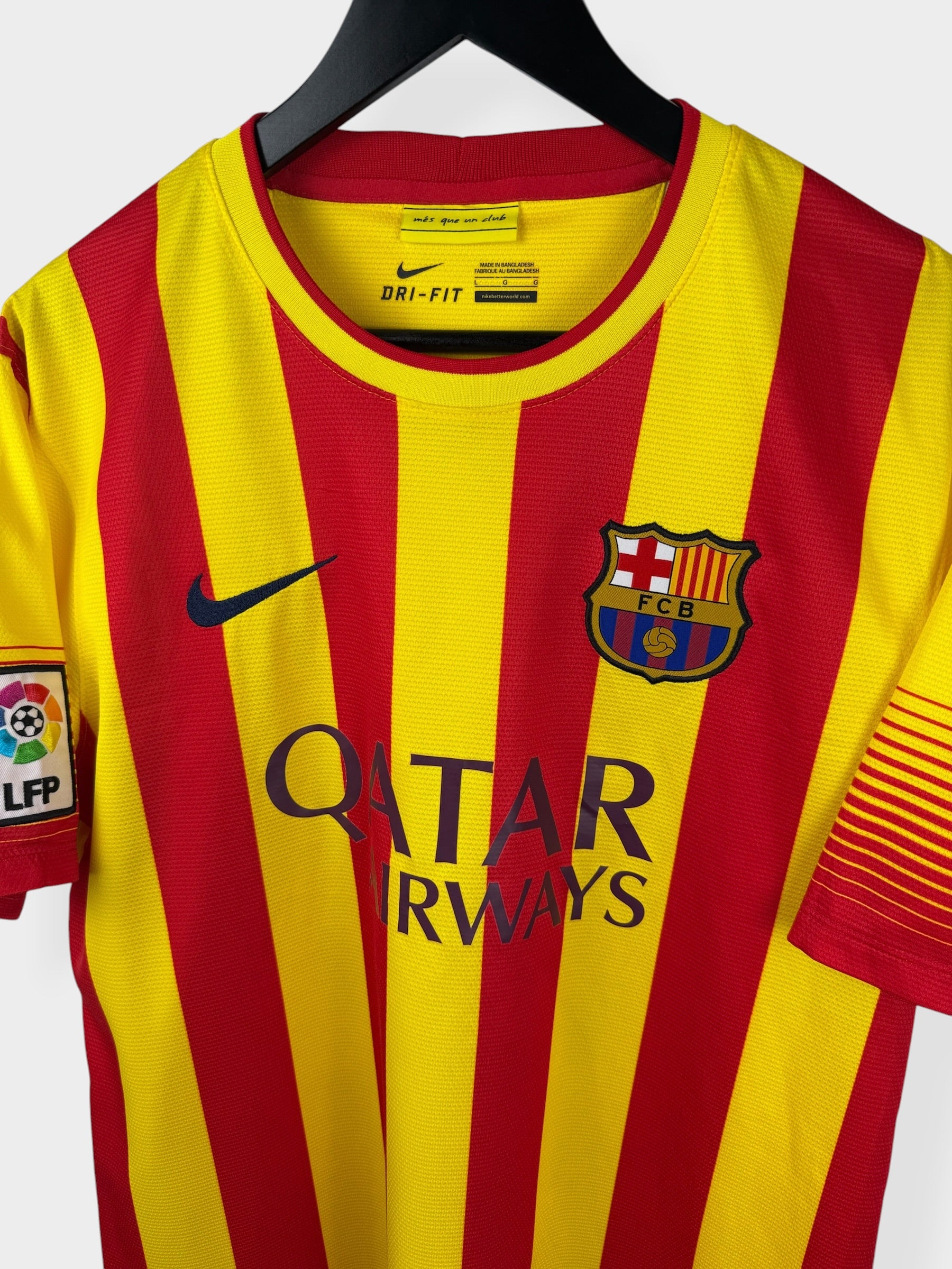 2013-14 BARCELONA AWAY SHIRT MESSI #10 L