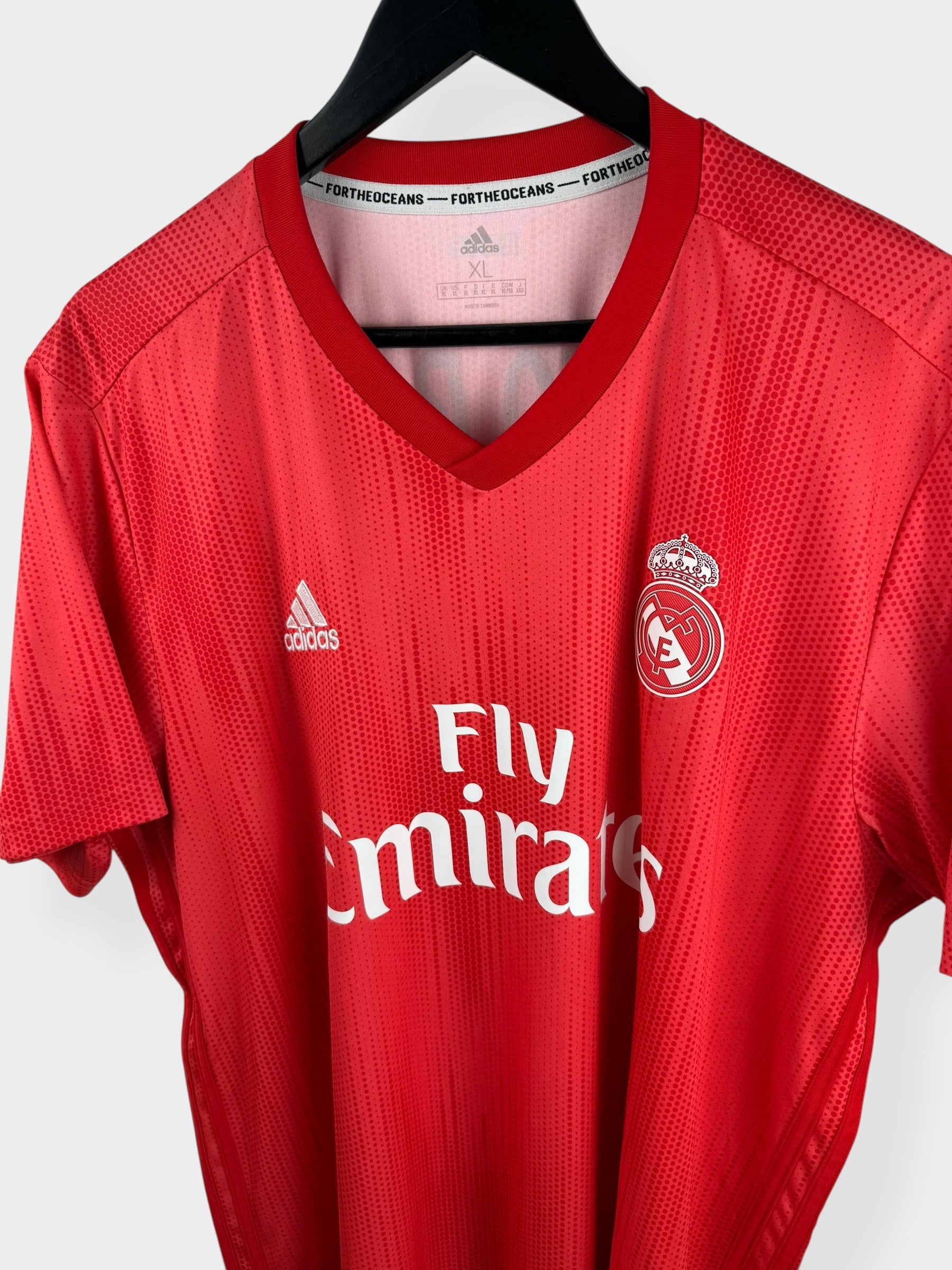 2018-19 REAL MADRID THIRD SHIRT SERGIO RAMOS #4 XL - Authentic Football Club