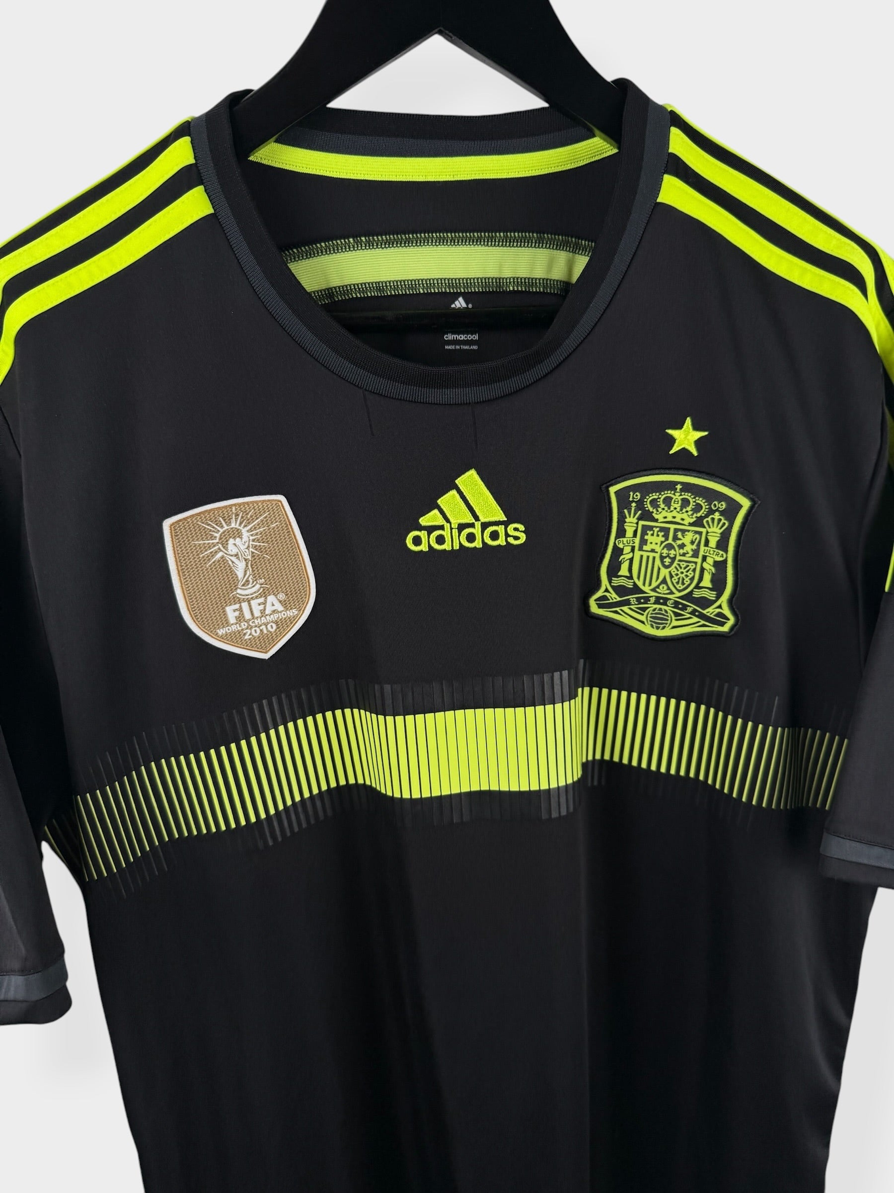2013–15 SPANIEN AUSWÄRTSTRIKOT L